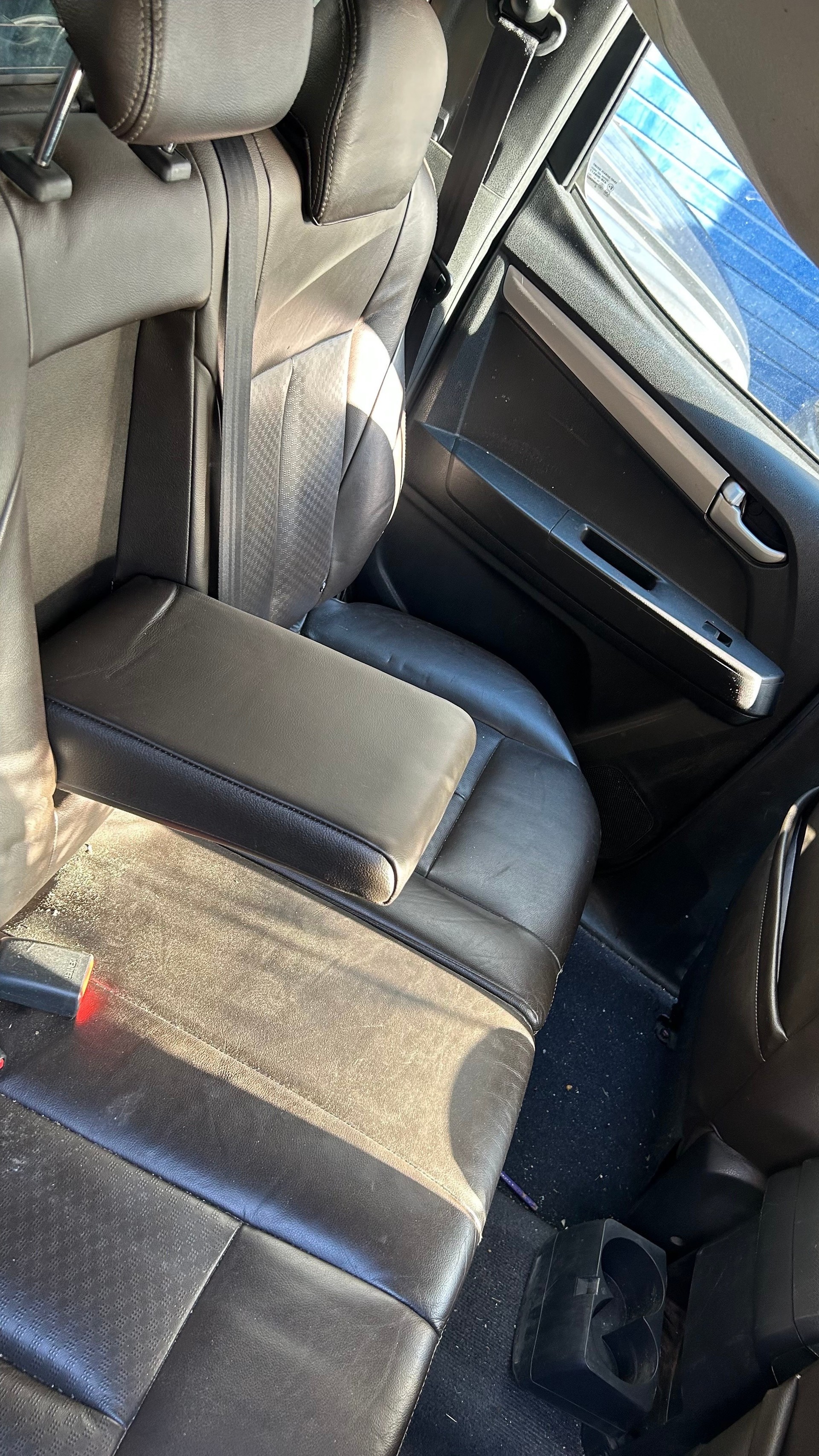 ISUZU D-MAX 2.5 Crew Cab Solar 4x4 A-image-5