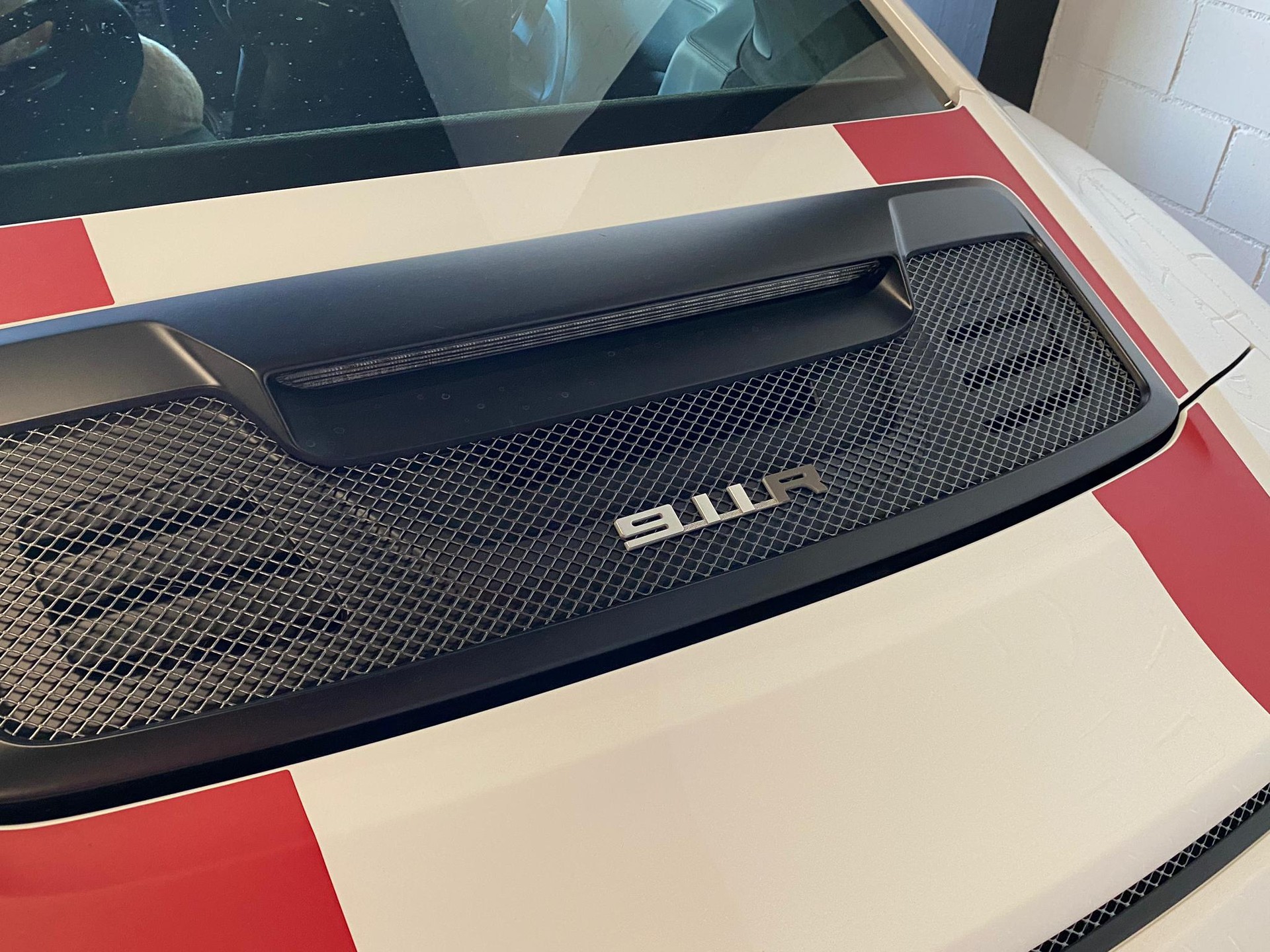 PORSCHE 911 R "1 of 991"-image-5
