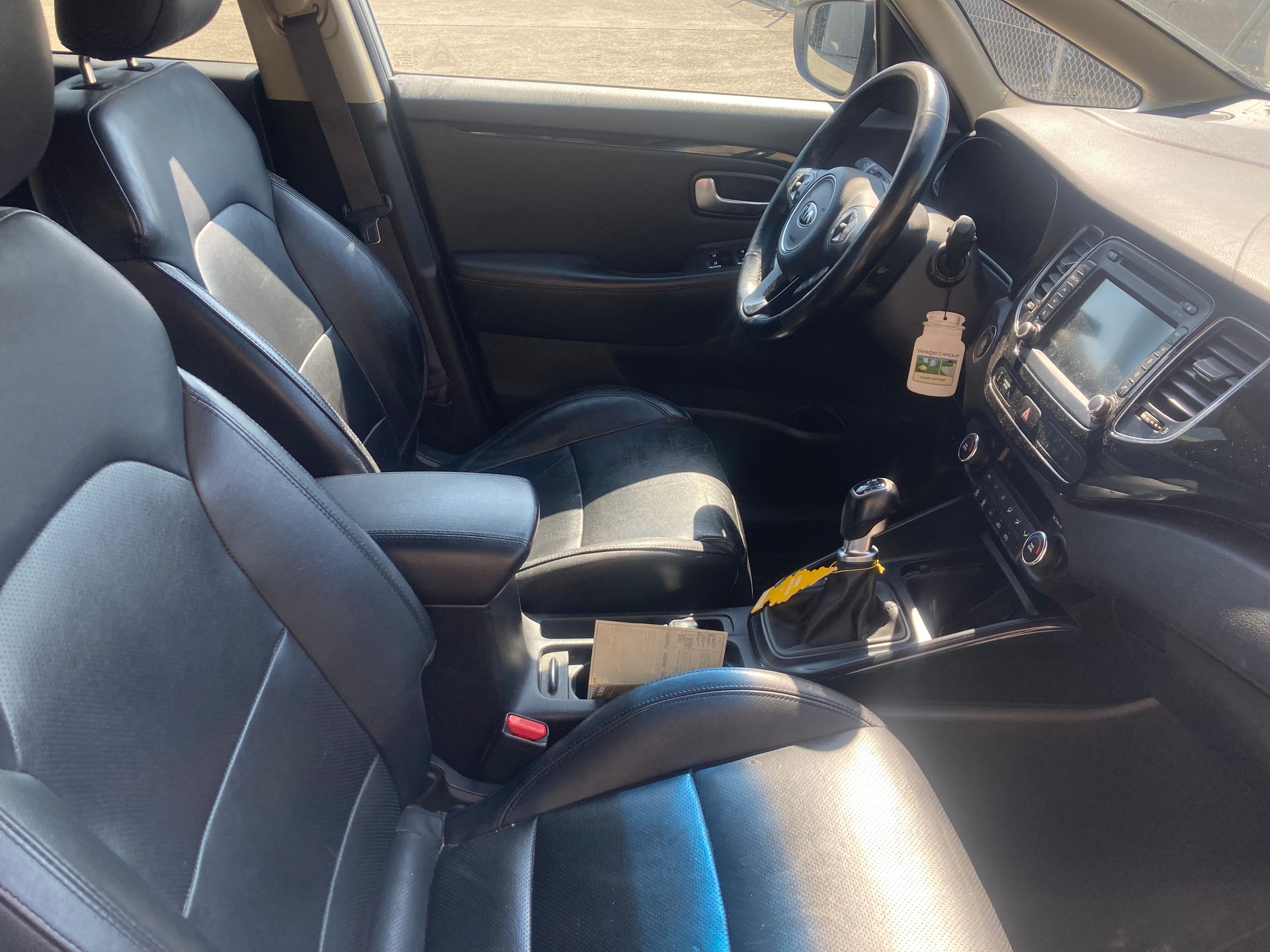 KIA Carens 1.7 CRDi Trend-image-6