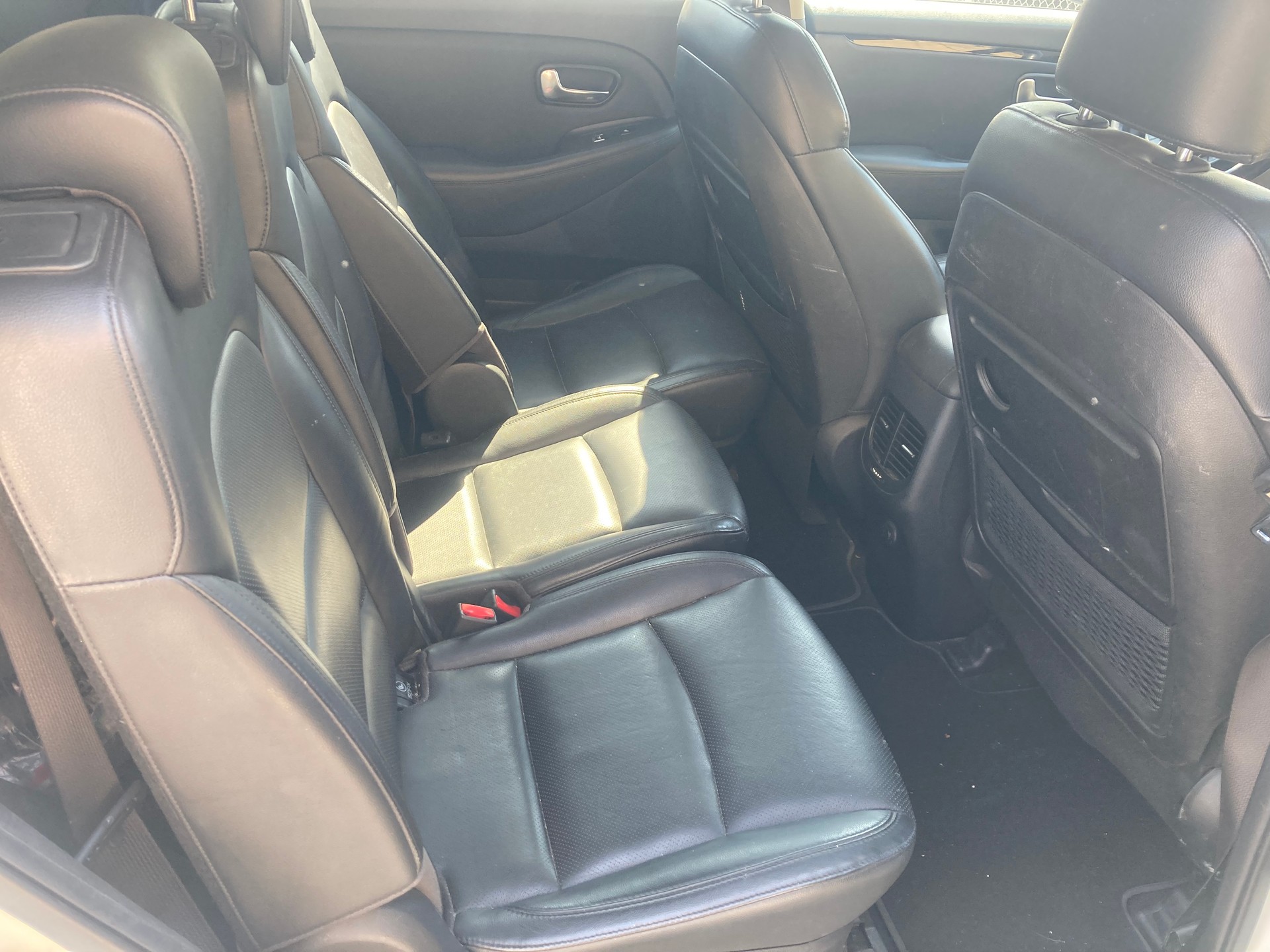 KIA Carens 1.7 CRDi Trend-image-7