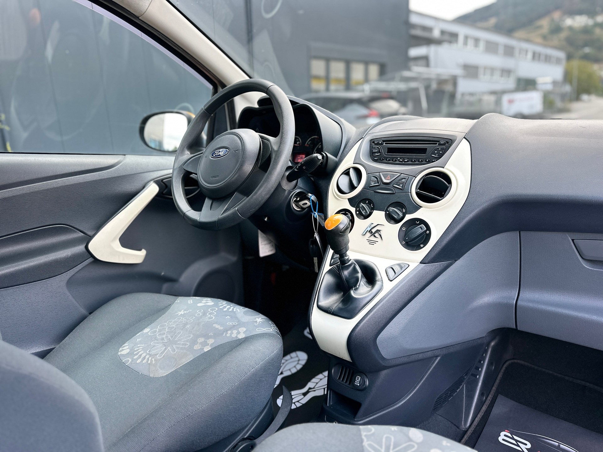 FORD KA 1.25 Grand Prix-image-8