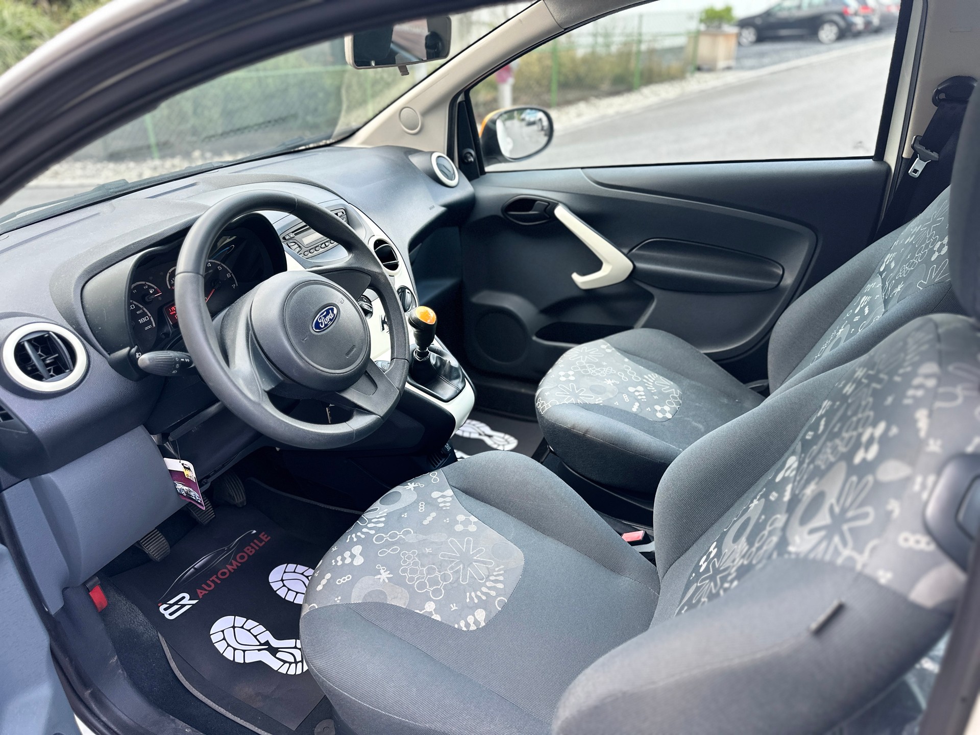FORD KA 1.25 Grand Prix-image-9
