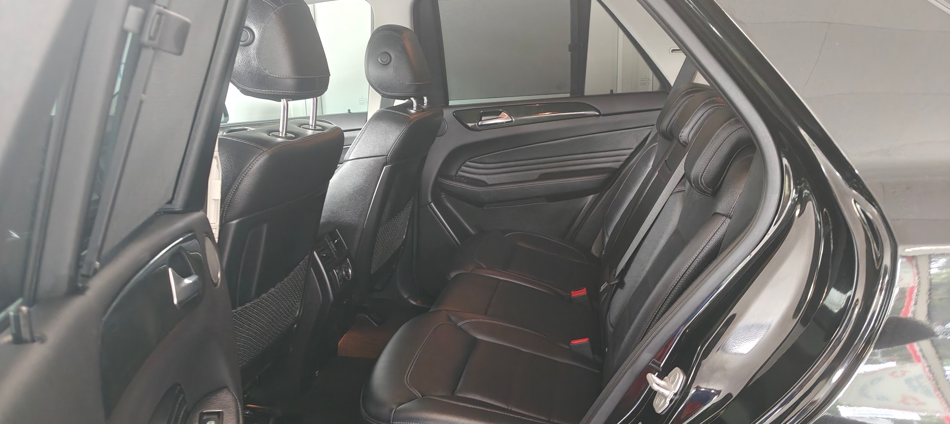 MERCEDES-BENZ GLE 250 d Executive 4Matic 9G-Tronic-image-11