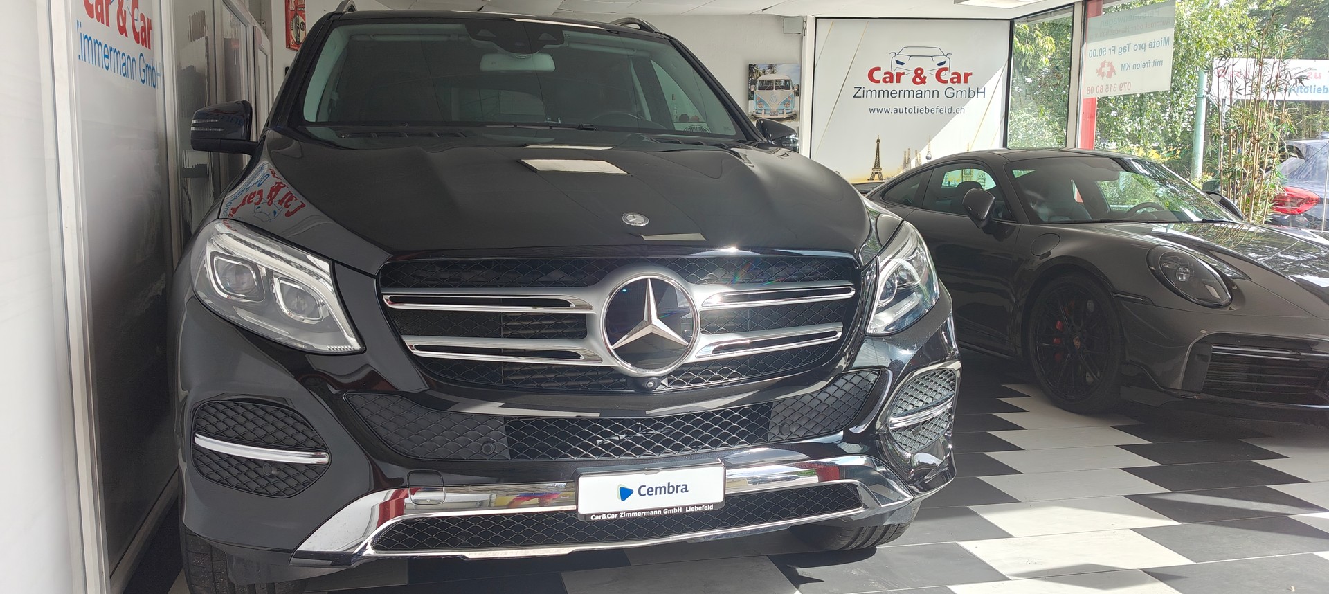 MERCEDES-BENZ GLE 250 d Executive 4Matic 9G-Tronic-image-2