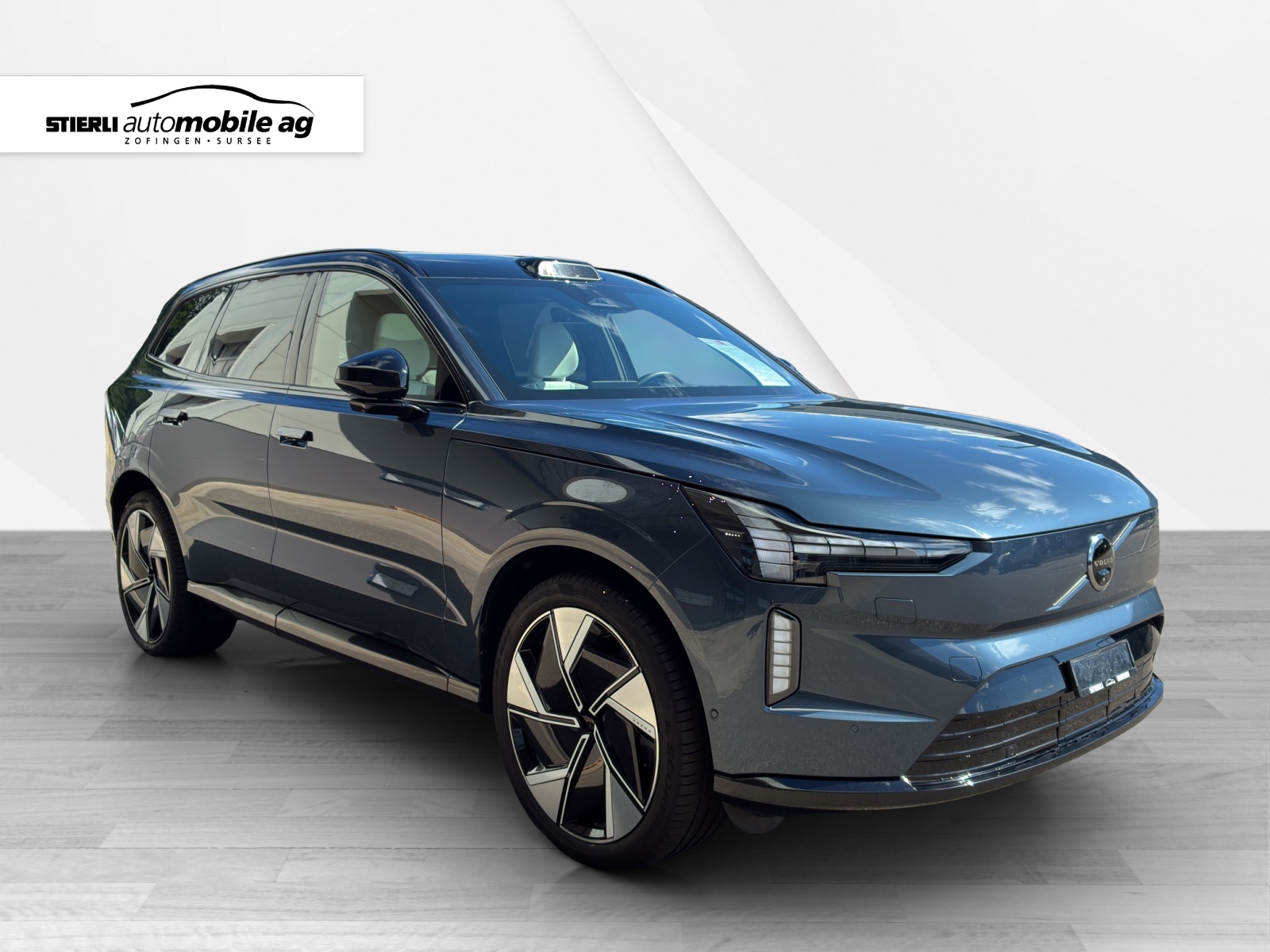 VOLVO EX 90 Twin Performance Ultra AWDD-showroom-element-2