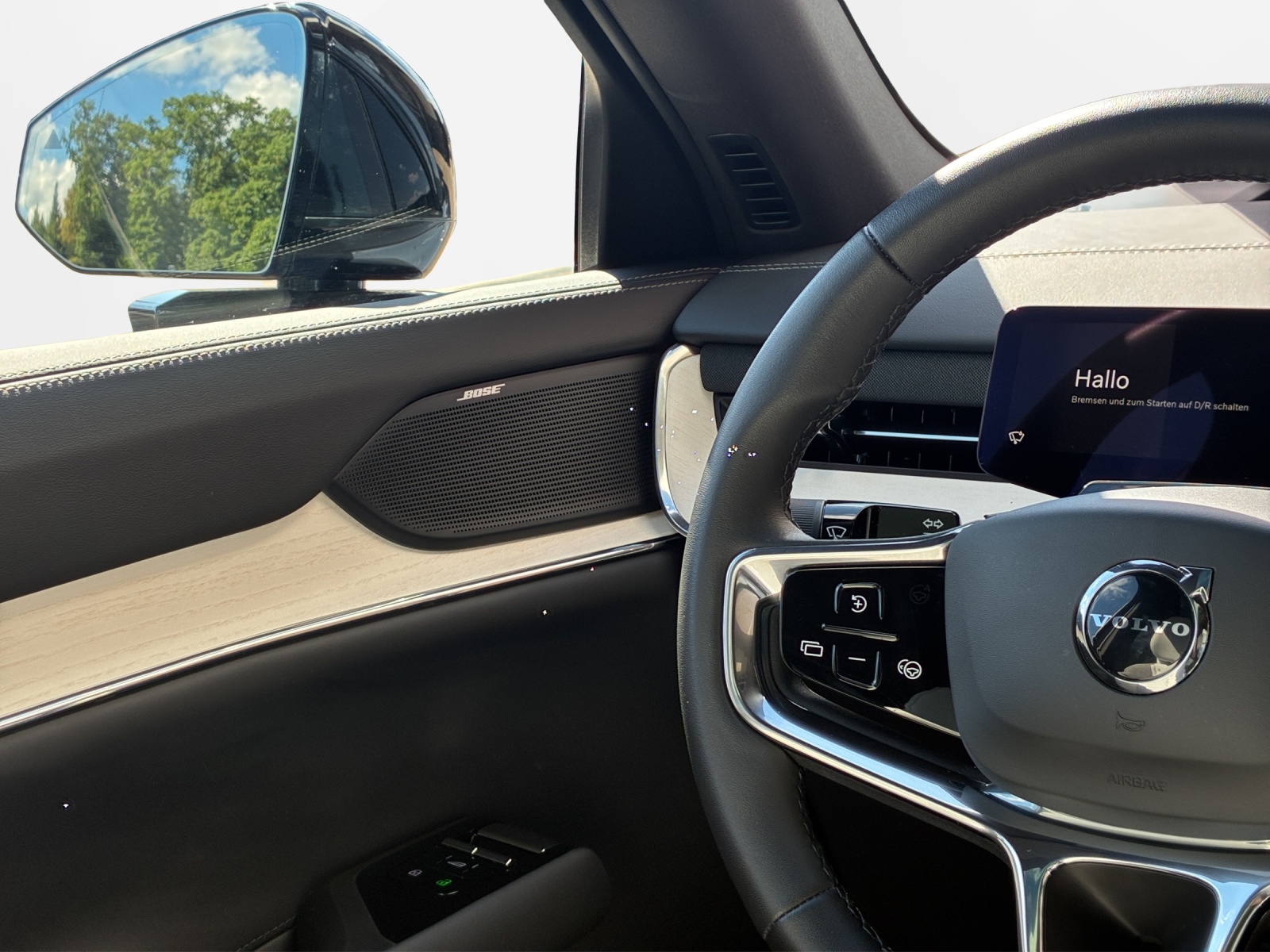 VOLVO EX 90 Twin Performance Ultra AWDD-image-16