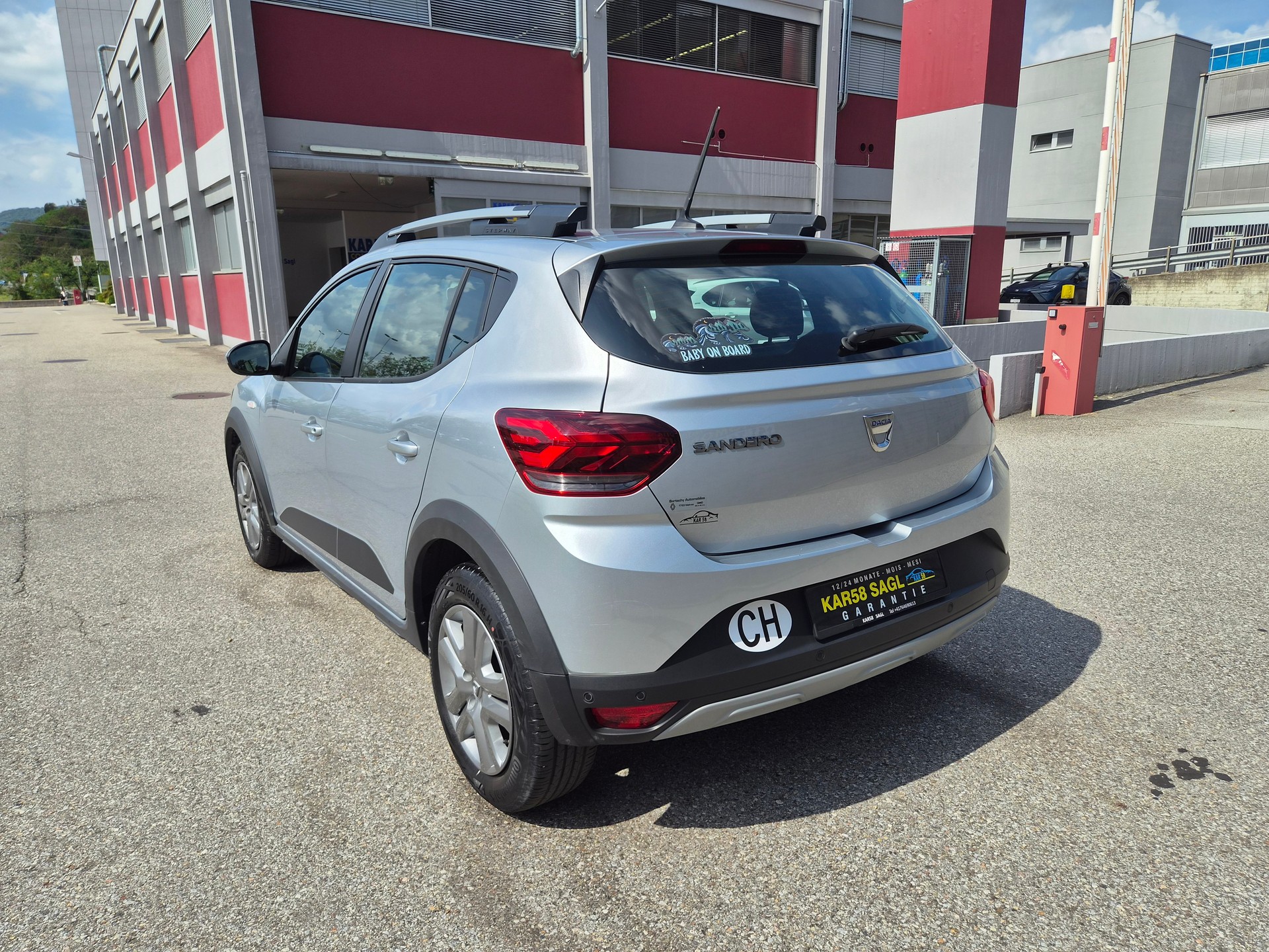 DACIA Sandero Stepway TCe 90 Expression CVT-image-3
