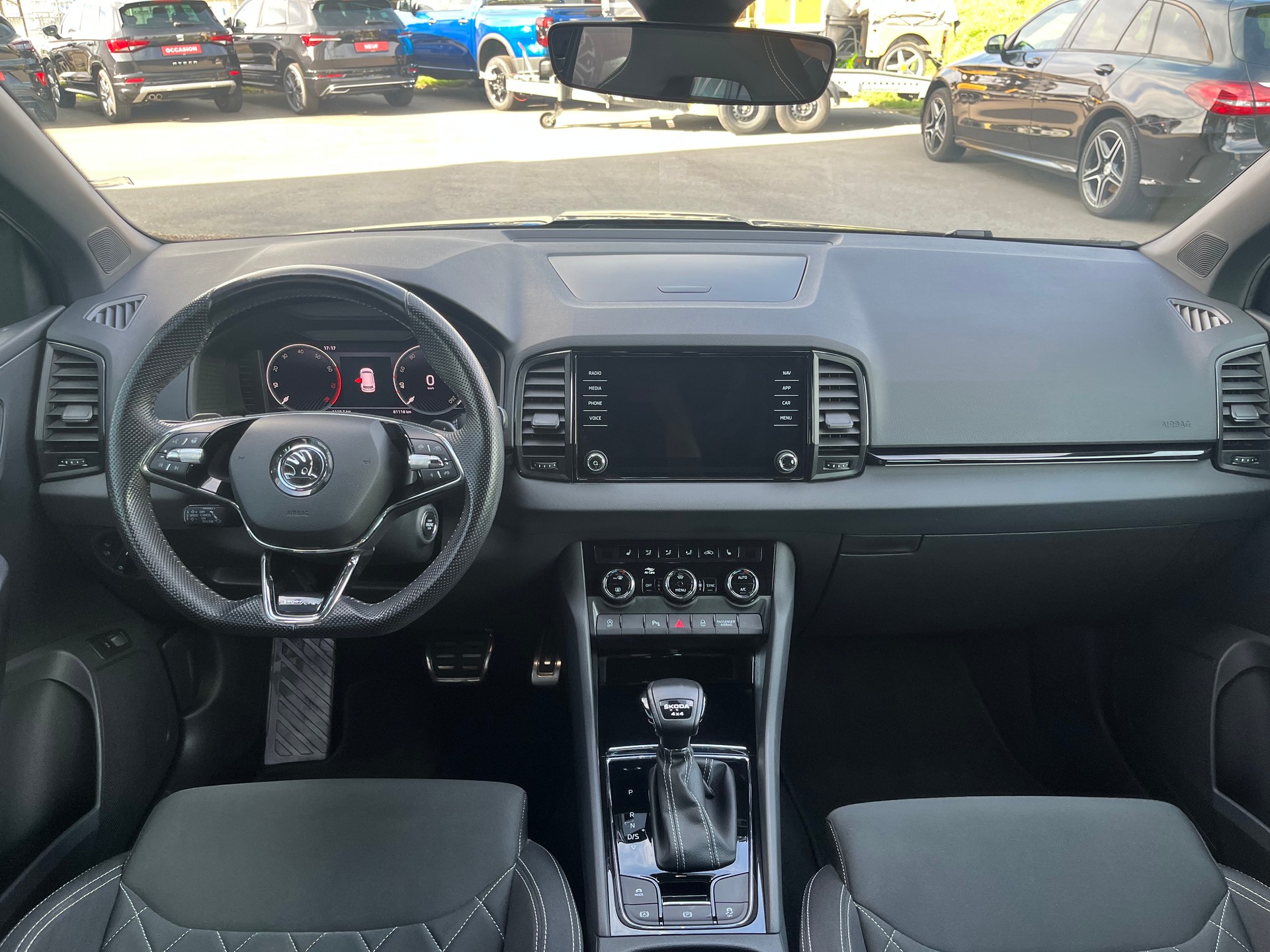 SKODA Karoq 2.0 TSI SportLine 4x4 DSG-image-7