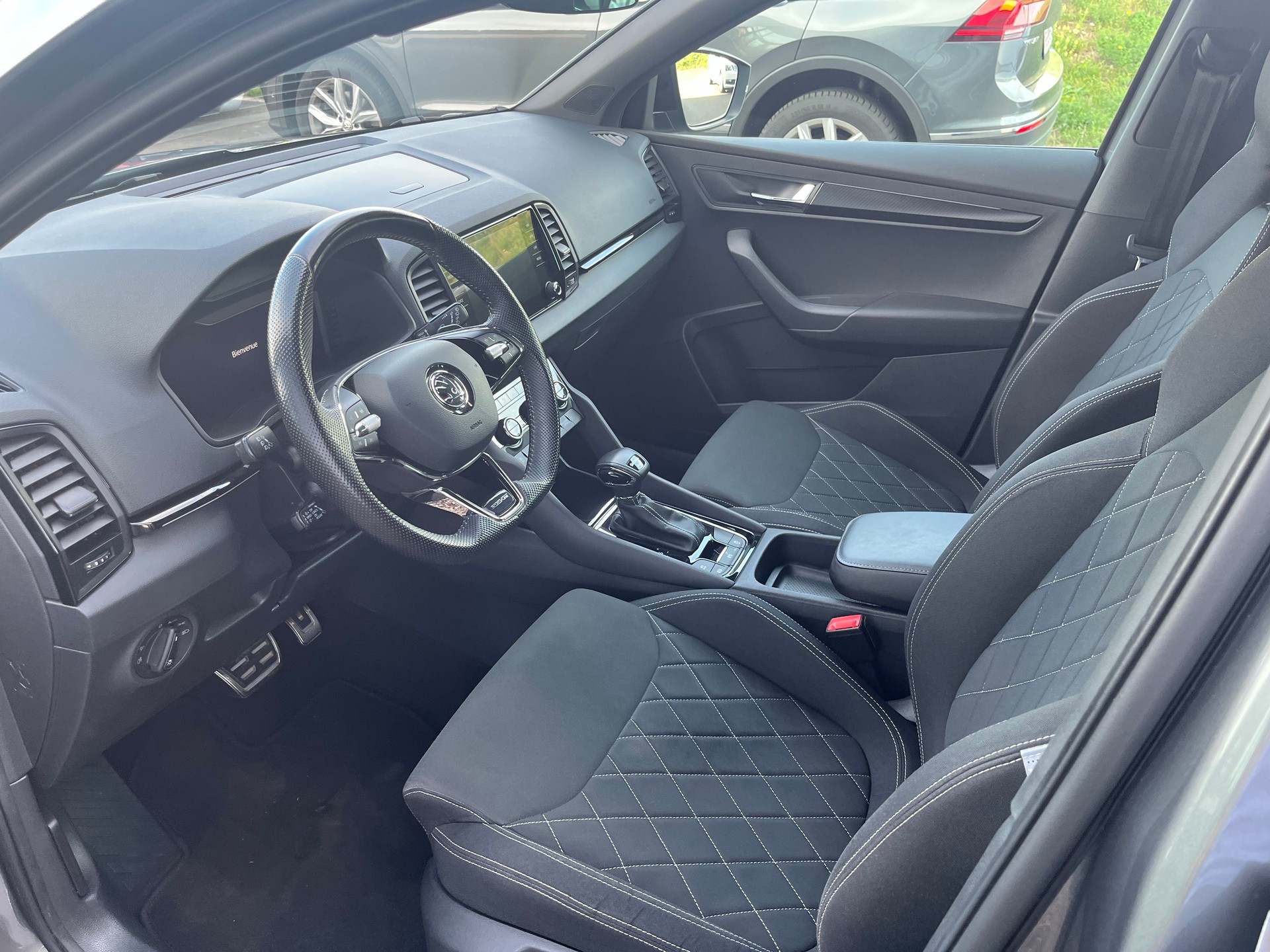 SKODA Karoq 2.0 TSI SportLine 4x4 DSG-image-6