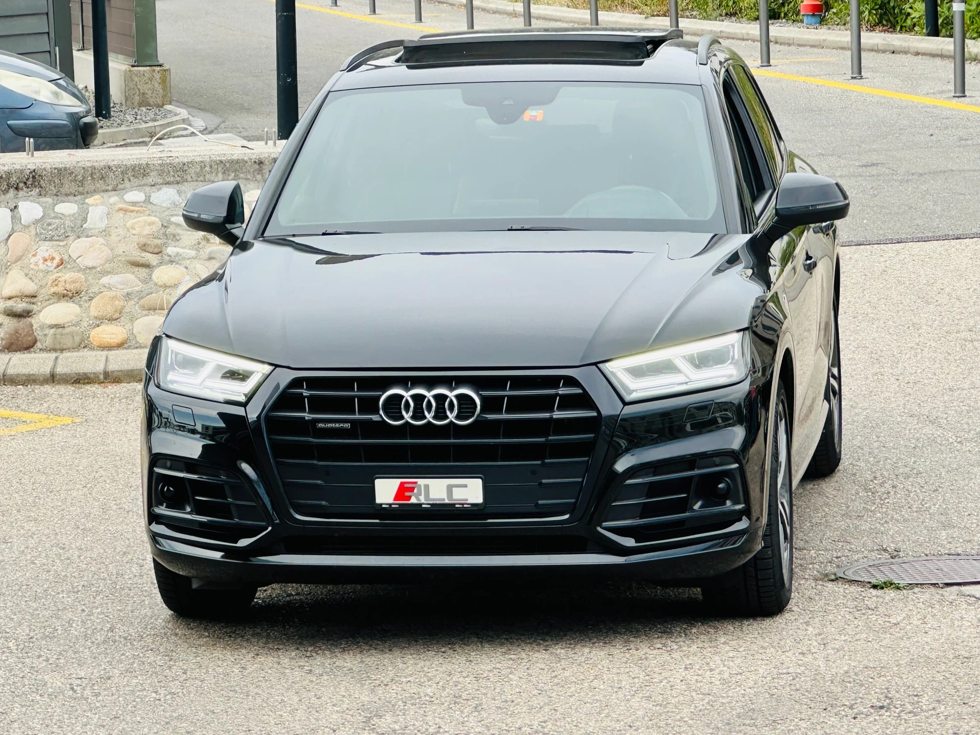AUDI Q5 45 TFSI sport quattro S-tronic-image-2