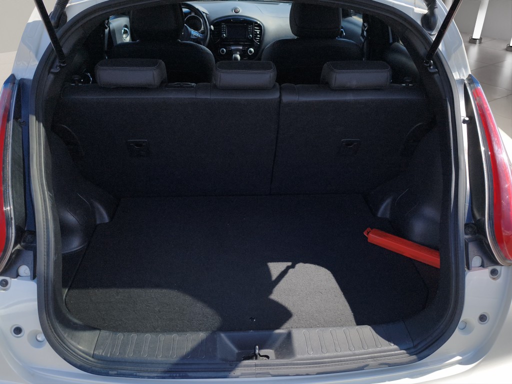 NISSAN Juke 1.6 DIG-T Tekna 4x4 AHK-image-14