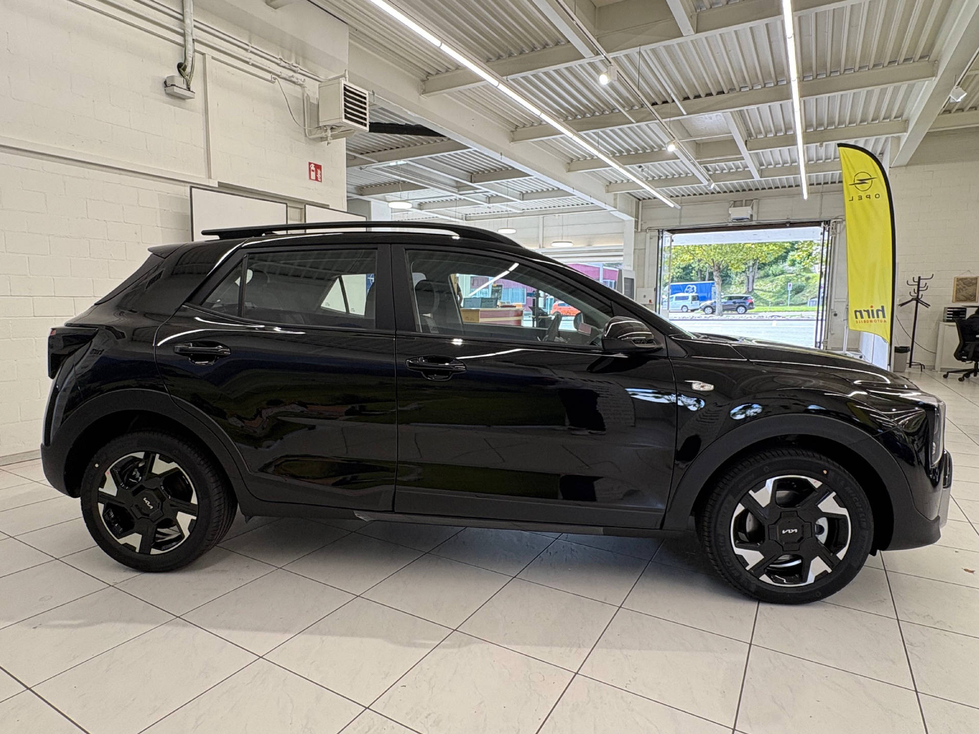 KIA Stonic 1.0 T-GDi-image-3