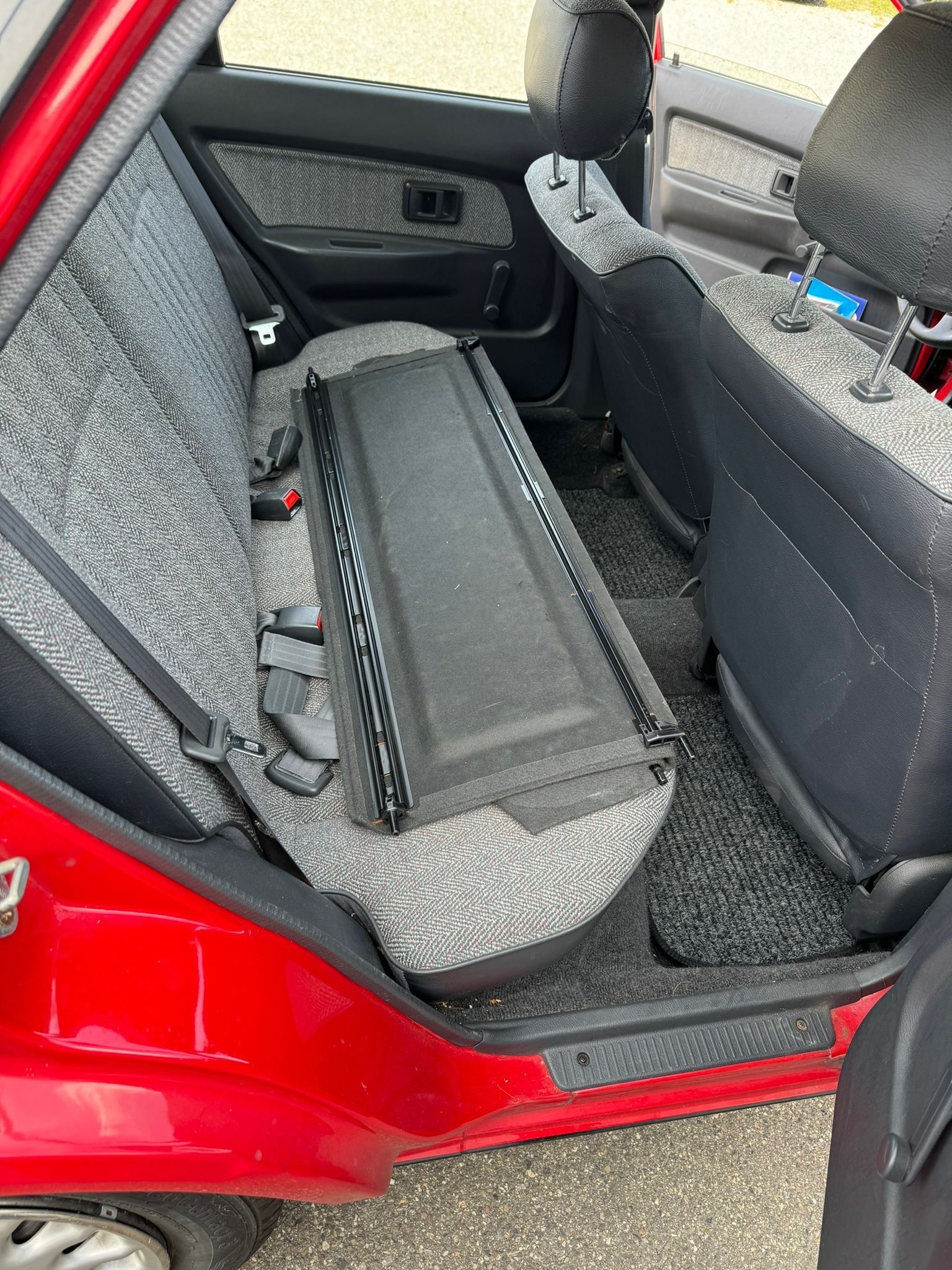 TOYOTA Corolla 1.3 XLi Lb Chic-image-12