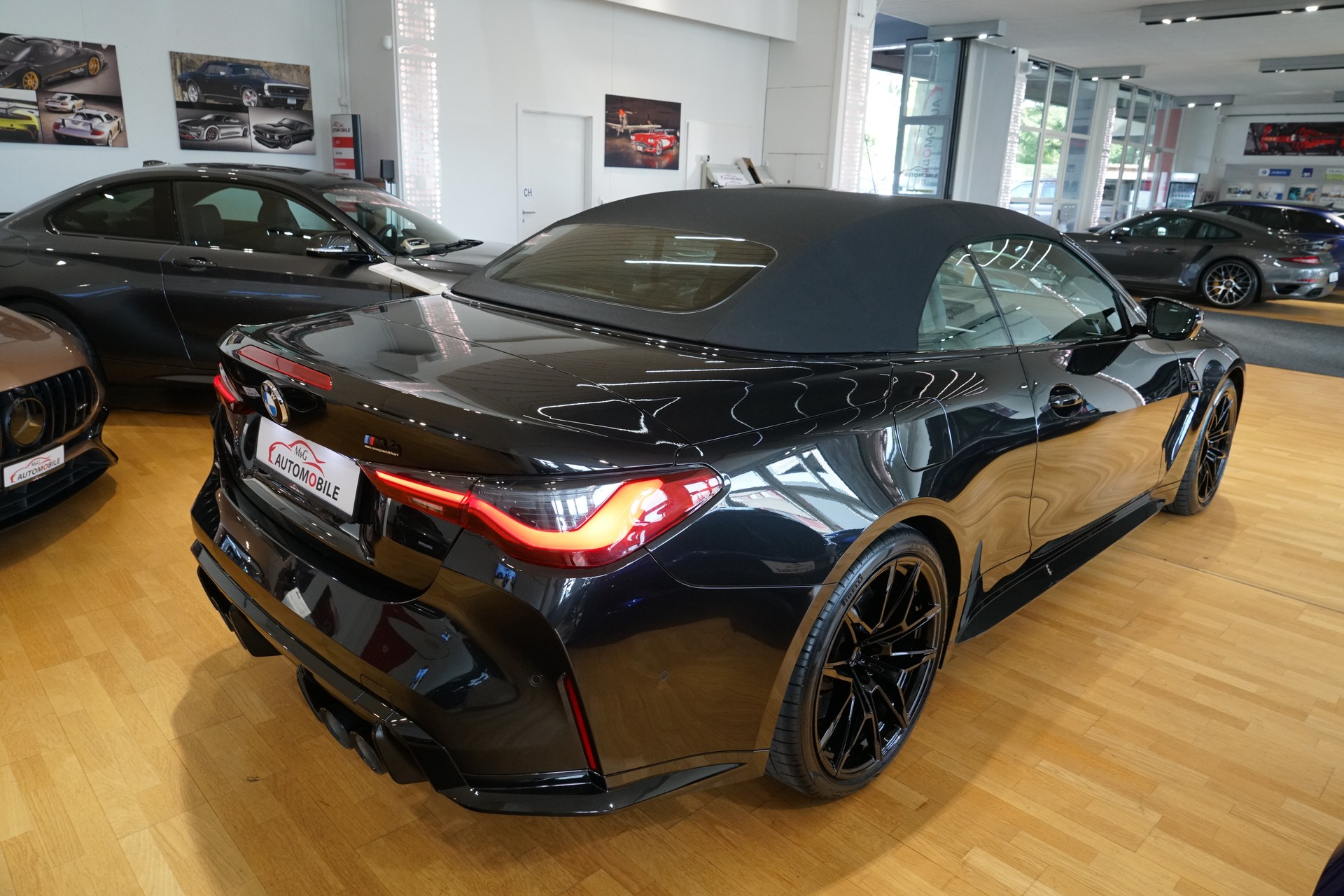BMW M4 Cabrio Competition M xDrive-image-20