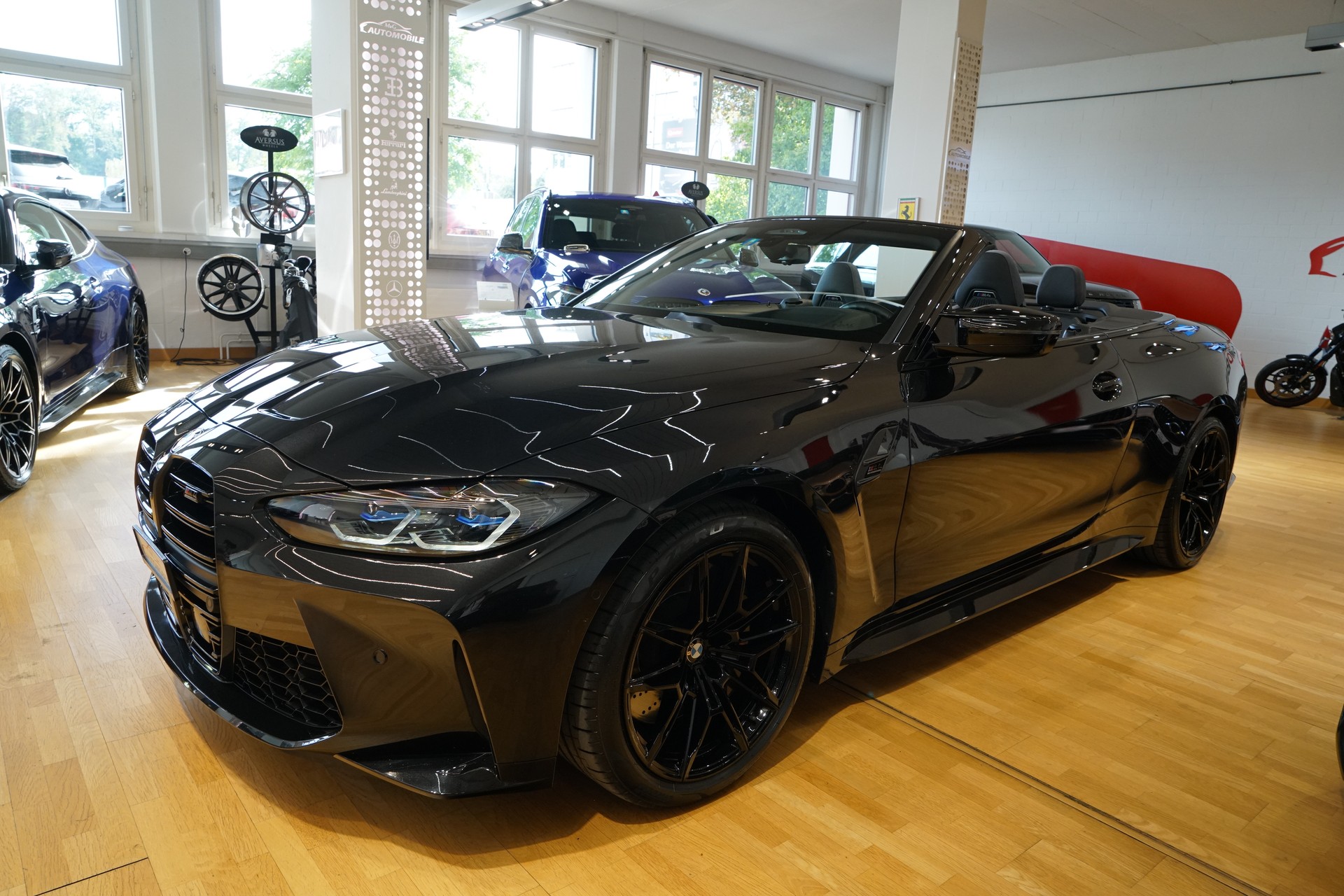 BMW M4 Cabrio Competition M xDrive-image-0