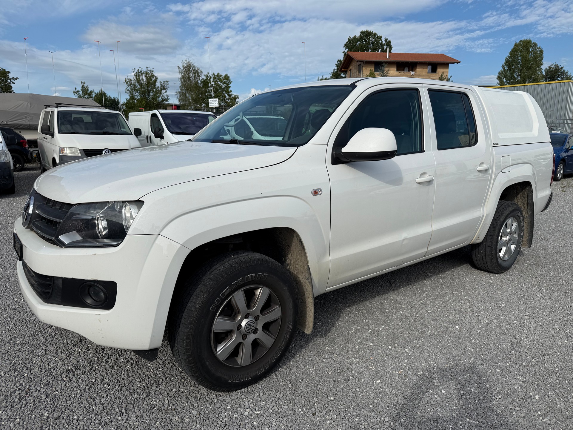 VW Amarok 2.0 BiTDI Trendline 4Motion permanent-image-1