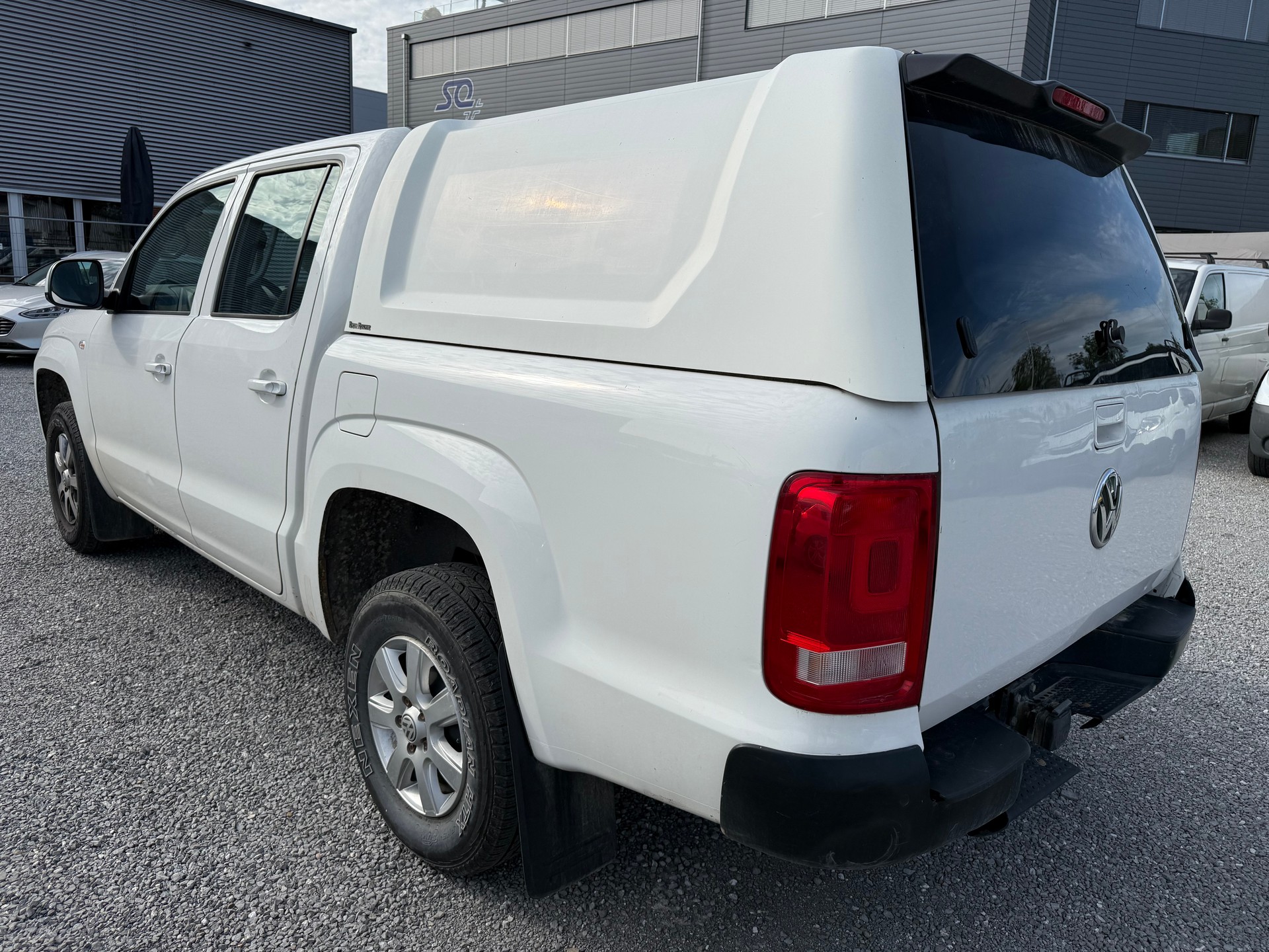 VW Amarok 2.0 BiTDI Trendline 4Motion permanent-image-2