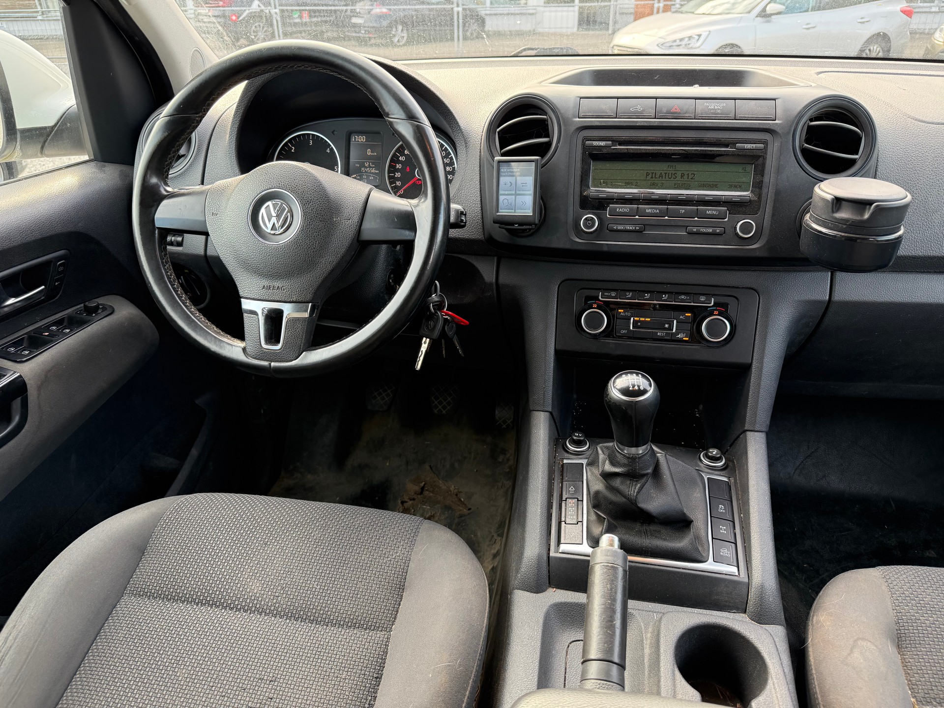 VW Amarok 2.0 BiTDI Trendline 4Motion permanent-image-9