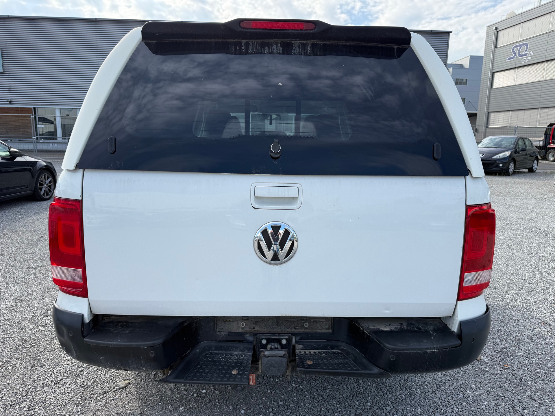 VW Amarok 2.0 BiTDI Trendline 4Motion permanent-image-3