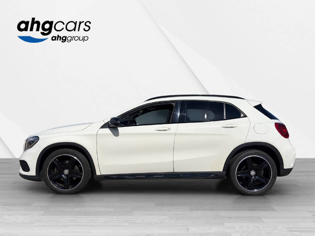 MERCEDES-BENZ GLA 250 AMG Line 4m-image-1