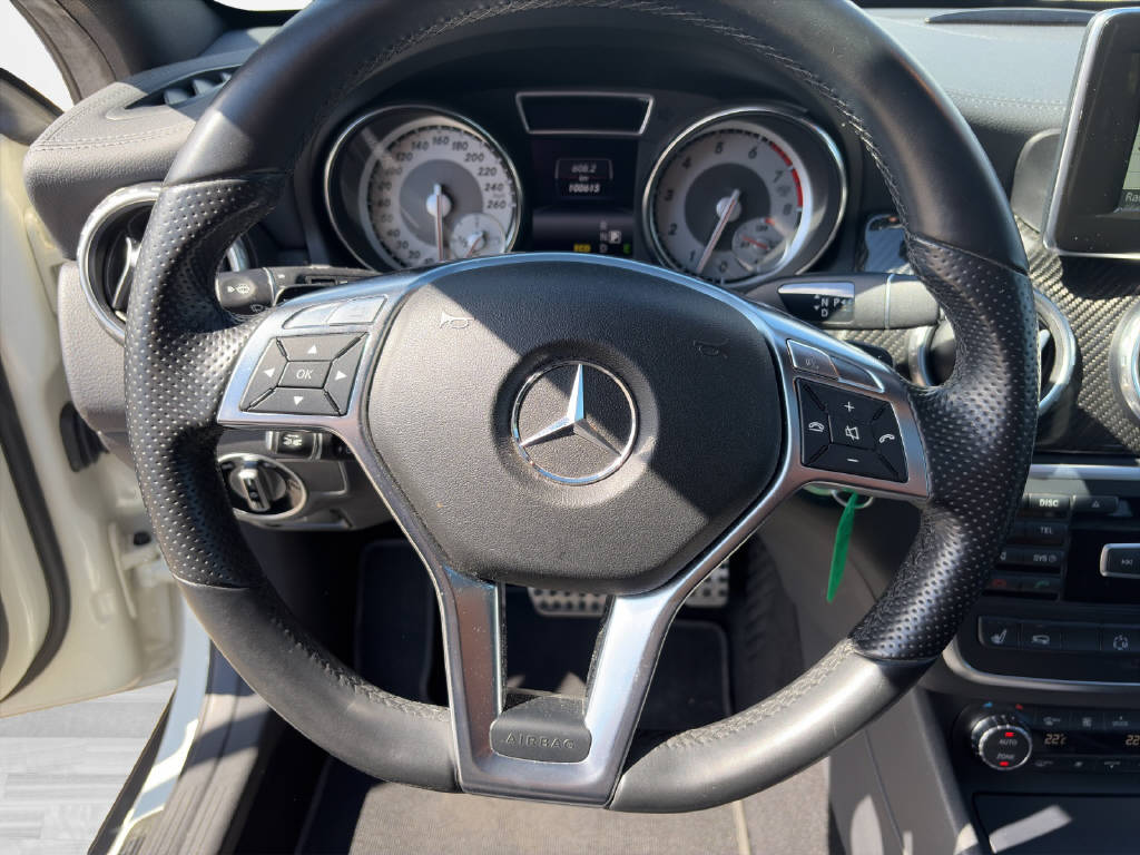 MERCEDES-BENZ GLA 250 AMG Line 4m-image-5