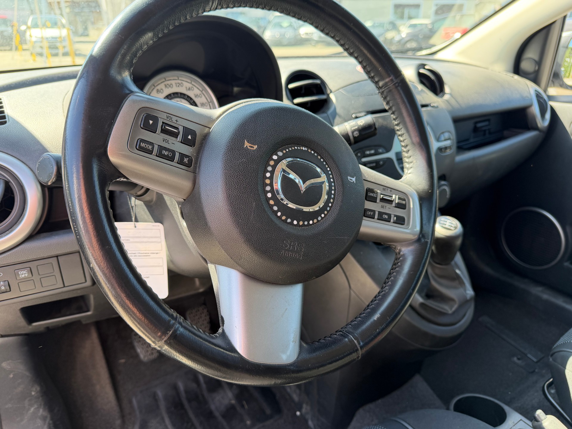 MAZDA 2 1.5i 16V Sport-image-11