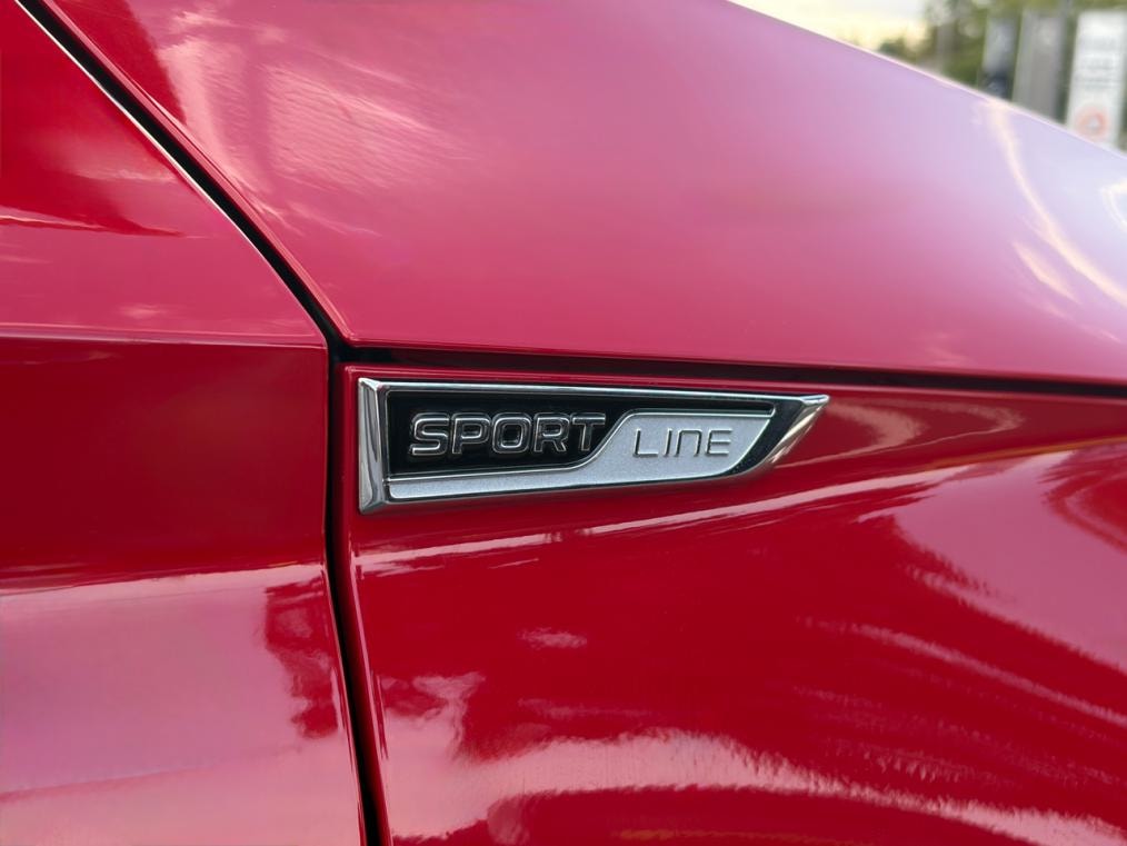SKODA Superb Combi 2.0 TDi SportLine 4x4-image-3