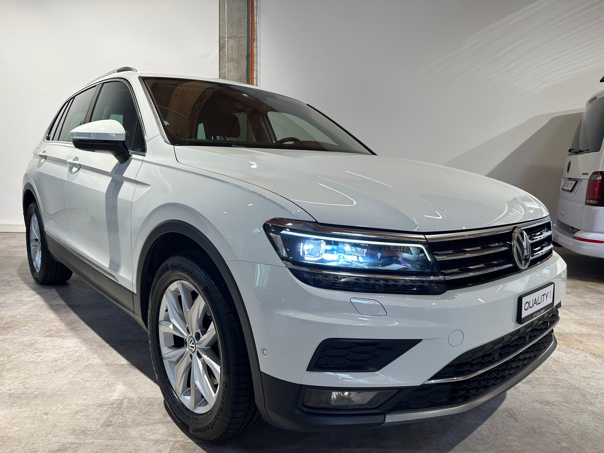 VW Tiguan 2.0TSI Highline 4Motion DSG/Inkl. 1. Jahr Garantie/Top Ausstattung inkl. AHK El. abschwenkbar-image-10