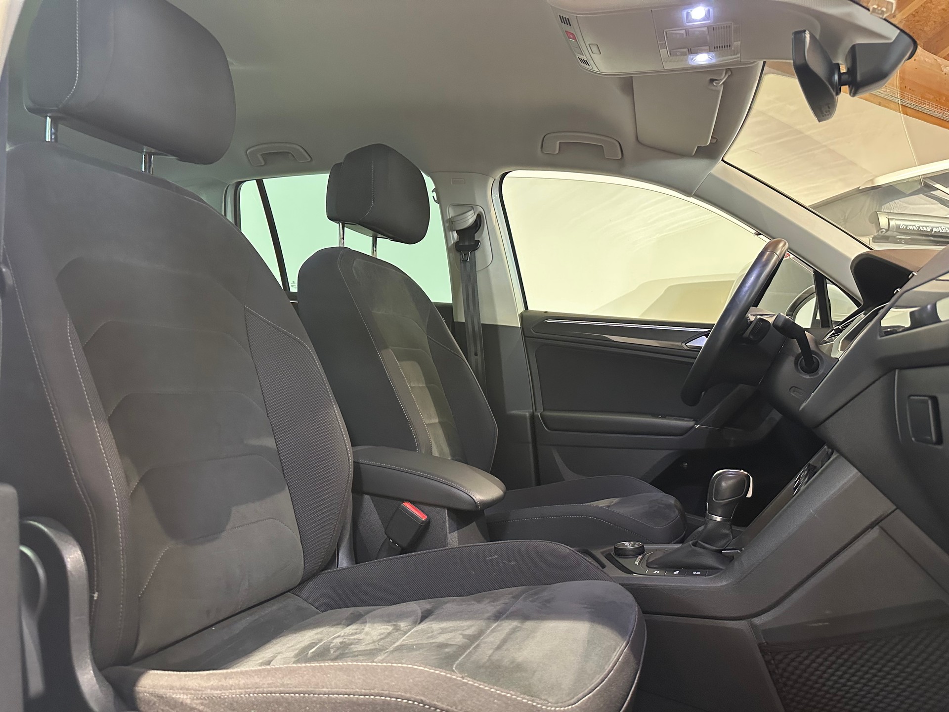 VW Tiguan 2.0TSI Highline 4Motion DSG/Inkl. 1. Jahr Garantie/Top Ausstattung inkl. AHK El. abschwenkbar-image-15