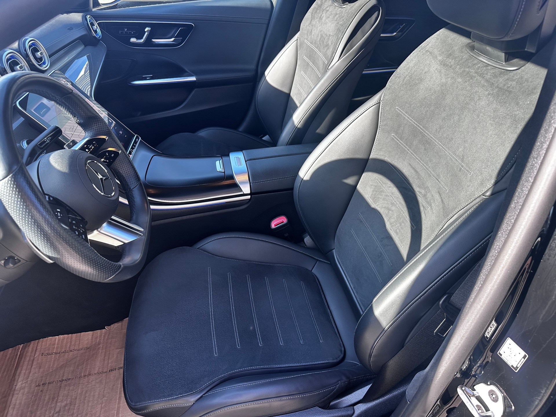 MERCEDES-BENZ C 300 AMG Line 4matic Kombi-image-10
