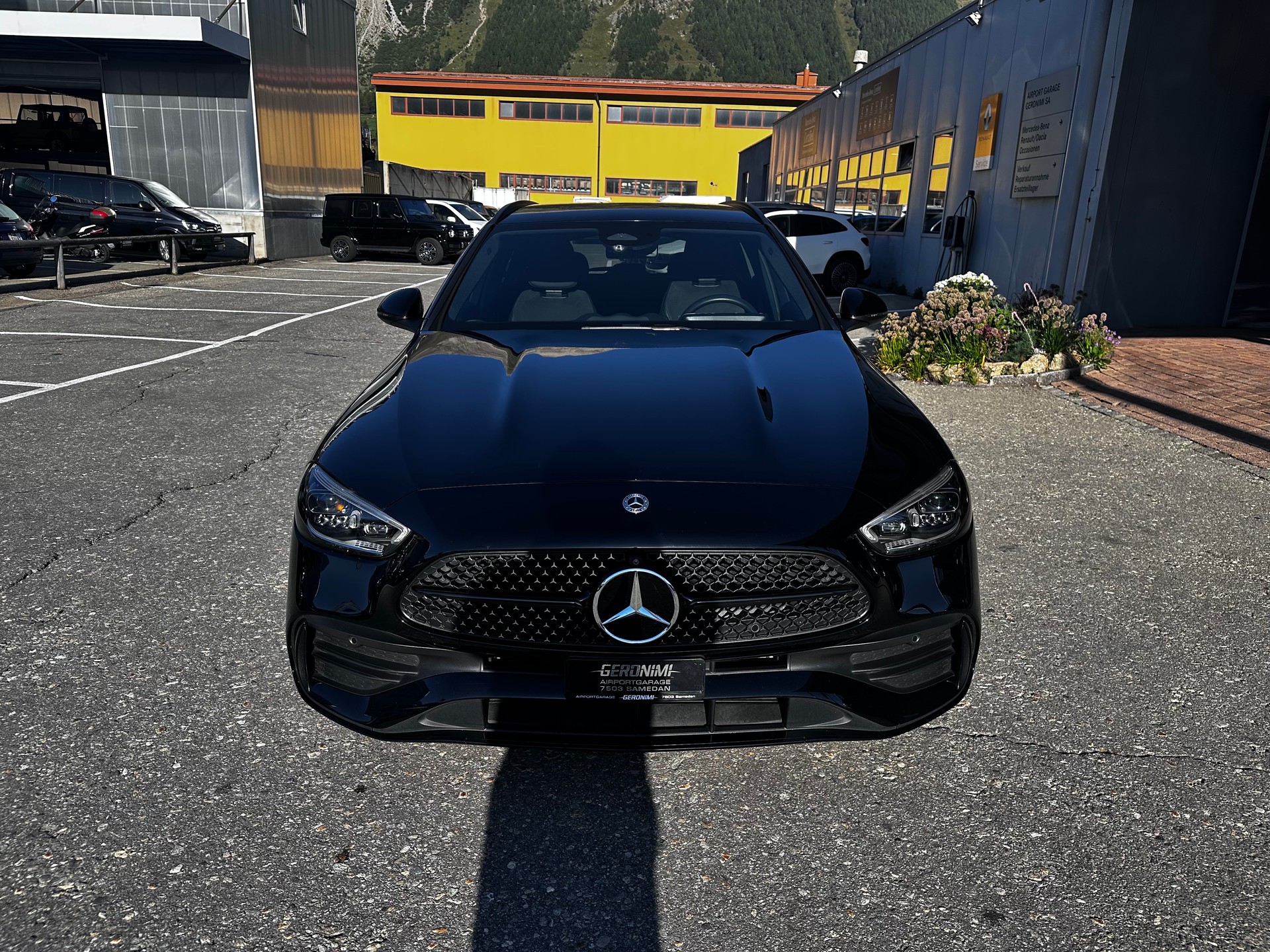 MERCEDES-BENZ C 300 AMG Line 4matic Kombi-image-3