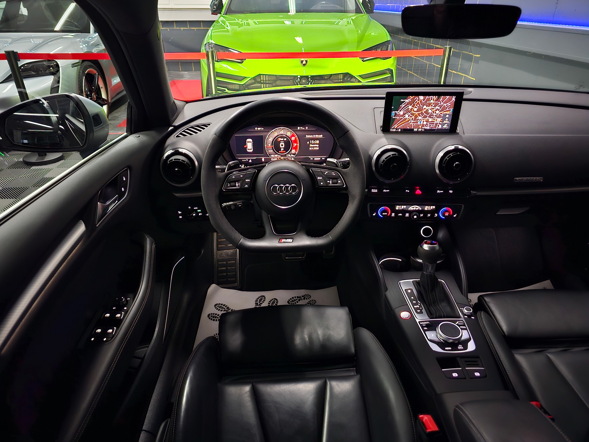 AUDI RS3 Sportback 2.5 TSI quattro S-tronic ohne OPF mit RS Sportauspuff-image-11