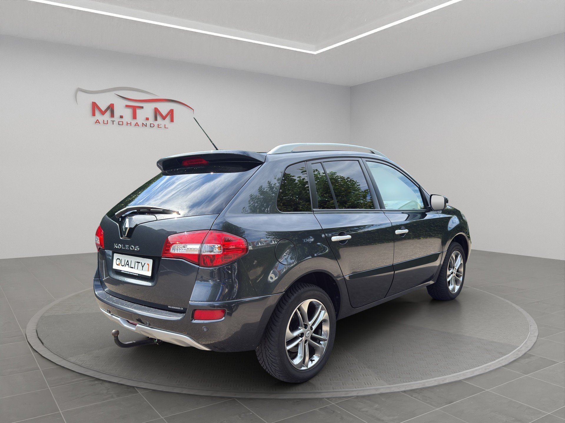 RENAULT Koleos 2.0 dCi Bose 4x4 Automatic-image-11