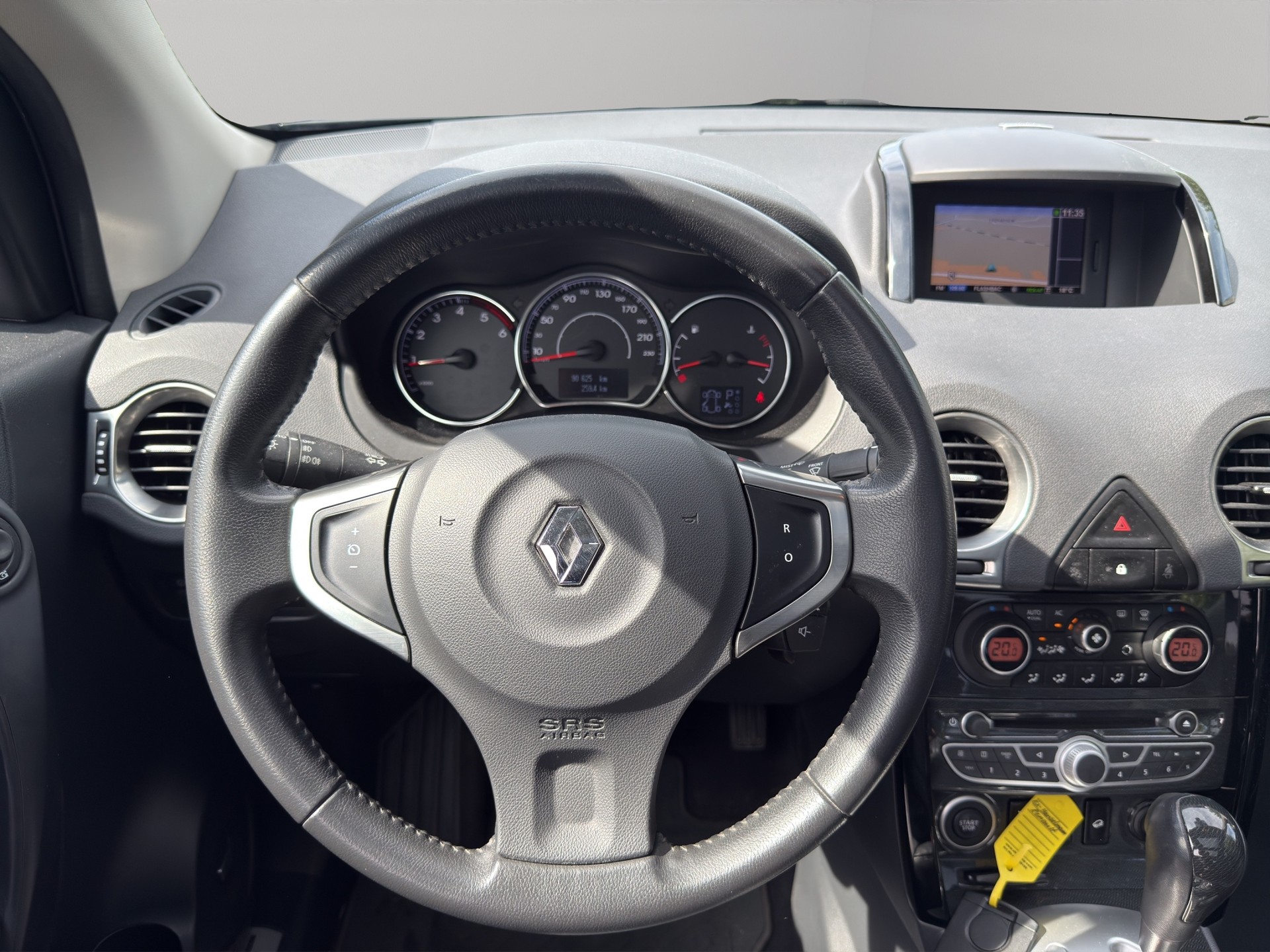 RENAULT Koleos 2.0 dCi Bose 4x4 Automatic-image-16