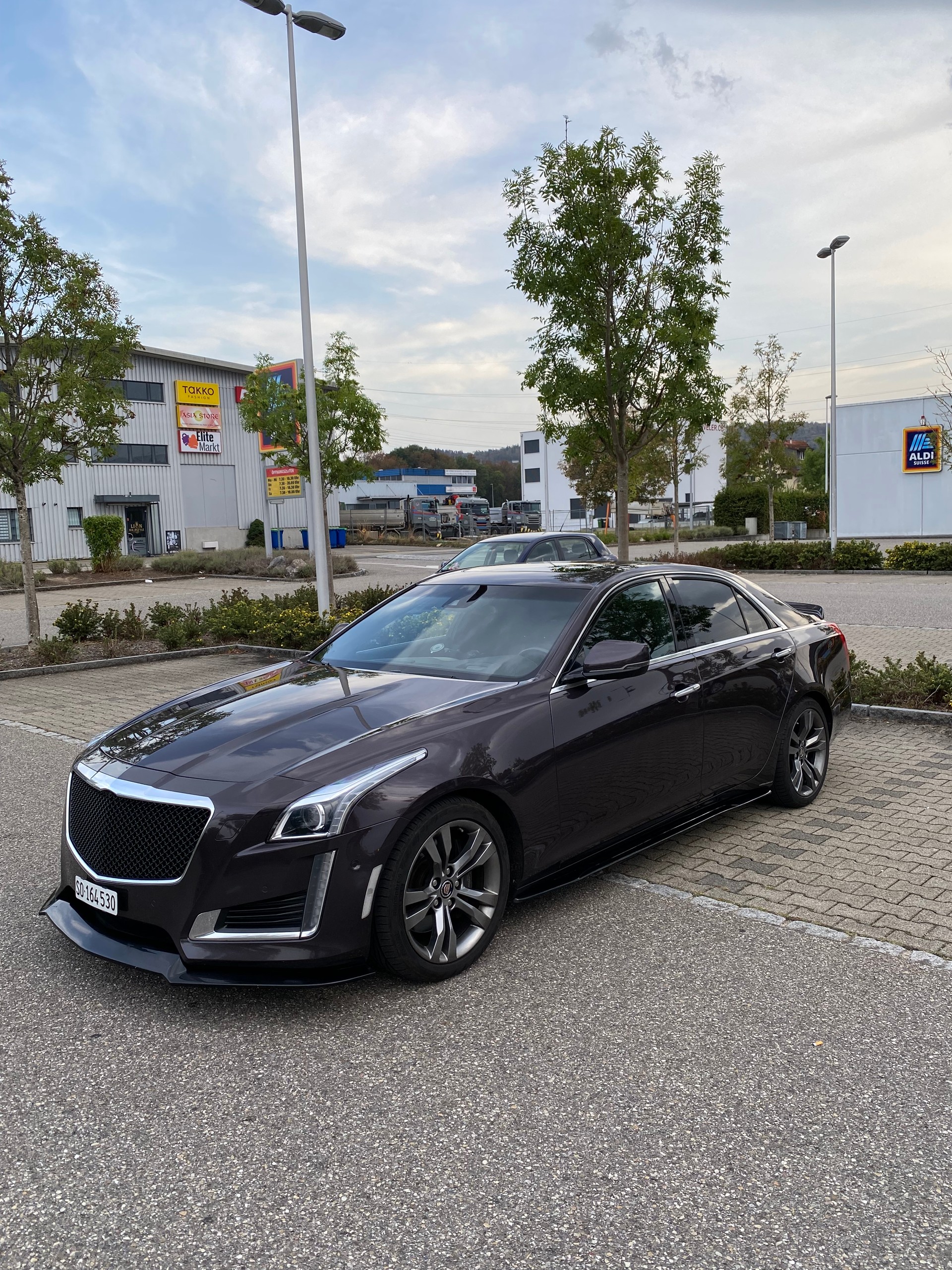 CADILLAC 2.0 T Elegance-image-2