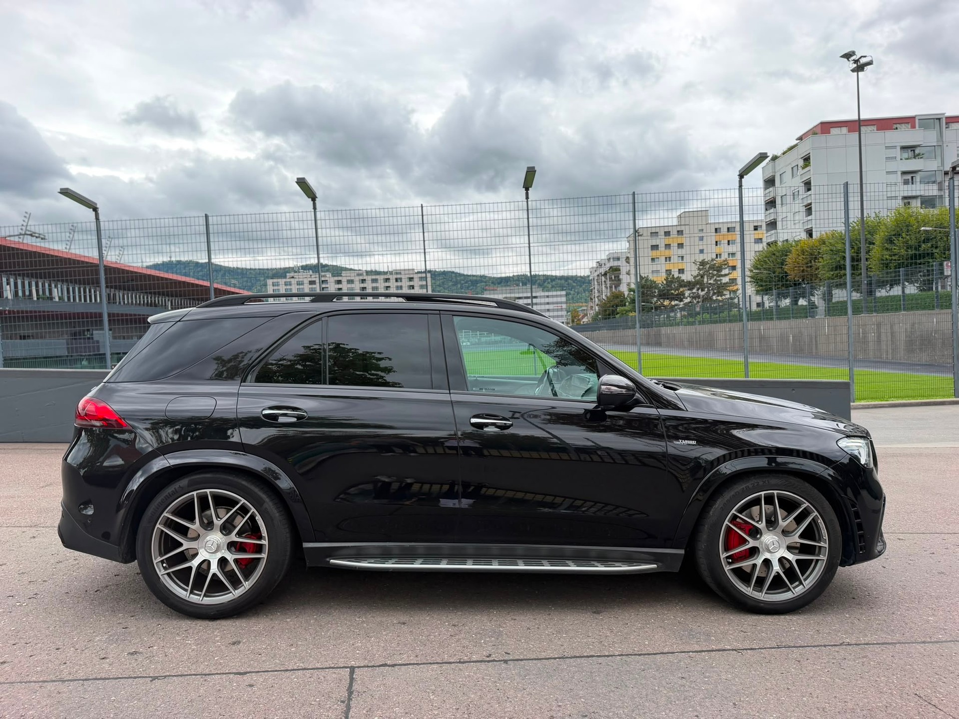 MERCEDES-BENZ GLE 53 AMG 4Matic+ 9G-Speedshift-image-3