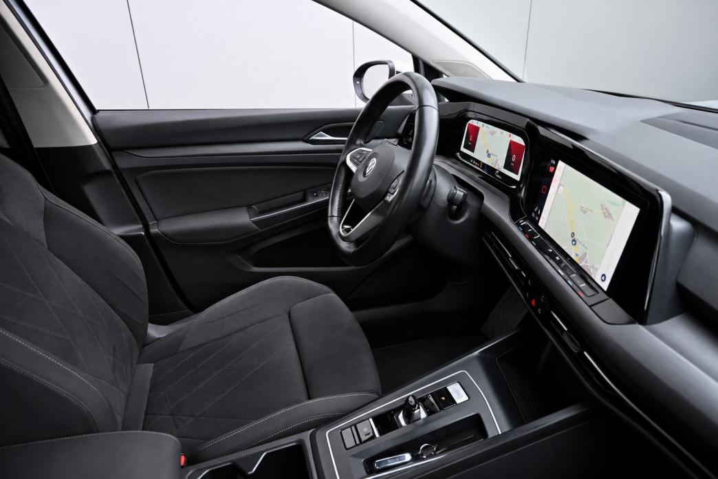 VW Golf 1.4 TSI PHEV Selection-image-6