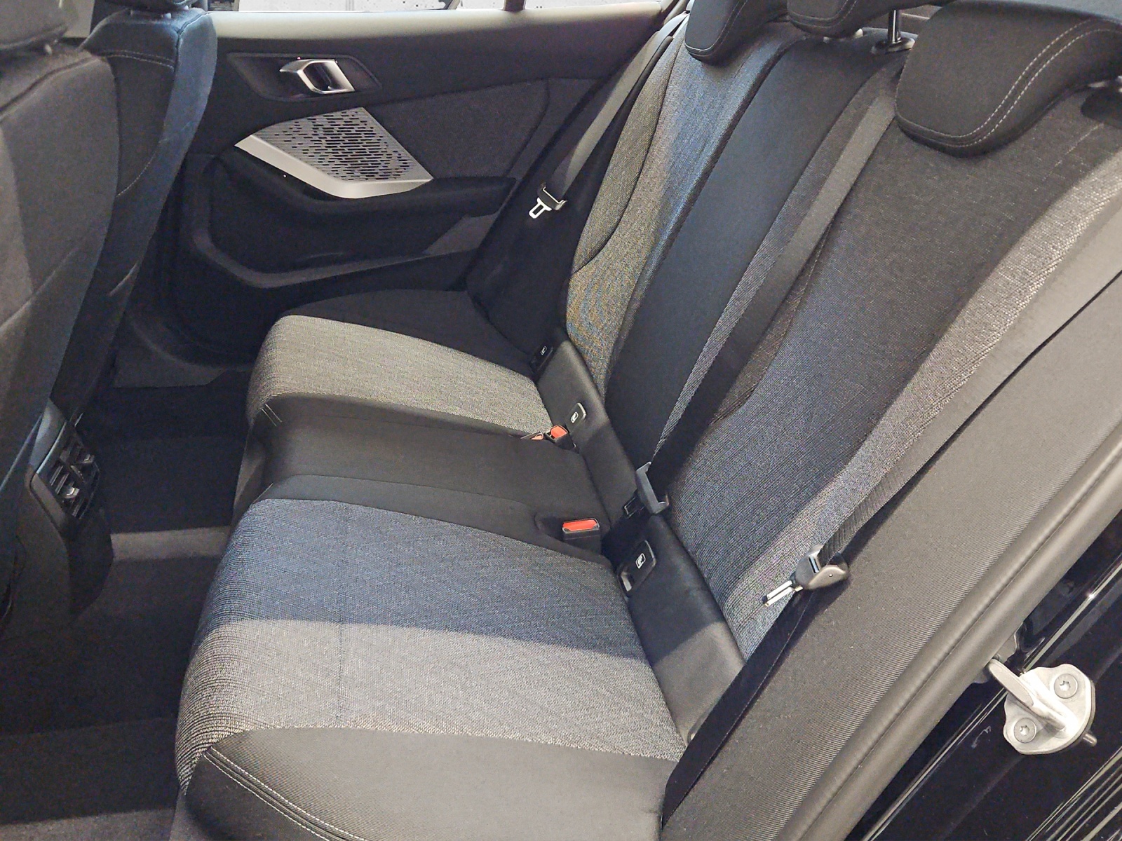 BMW 116 Steptronic-image-10