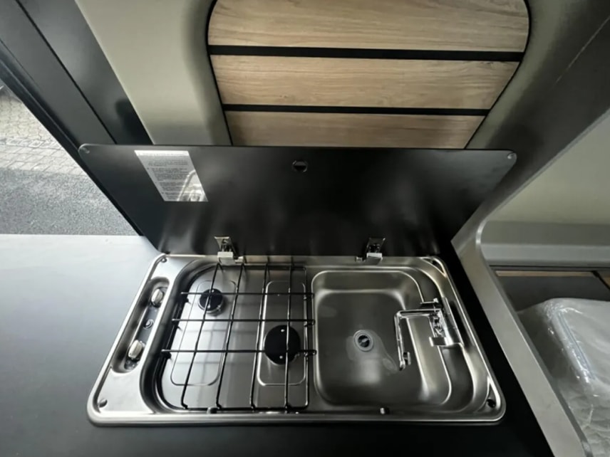 CROSSCAMP ADVTR (Peugeot) 6.4 EF Automat-image-5