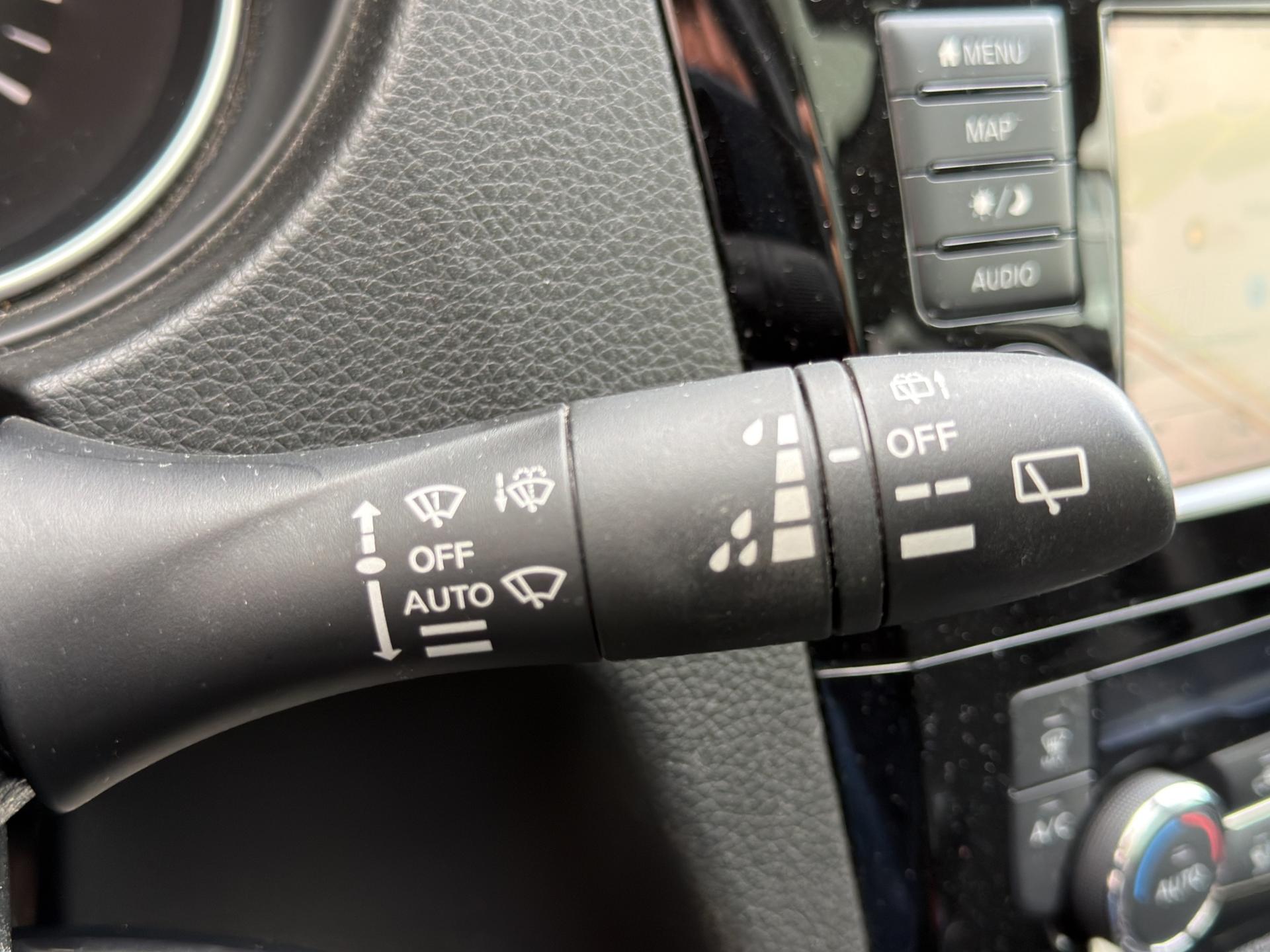 NISSAN Qashqai 1.3 DIG-T acenta-image-25