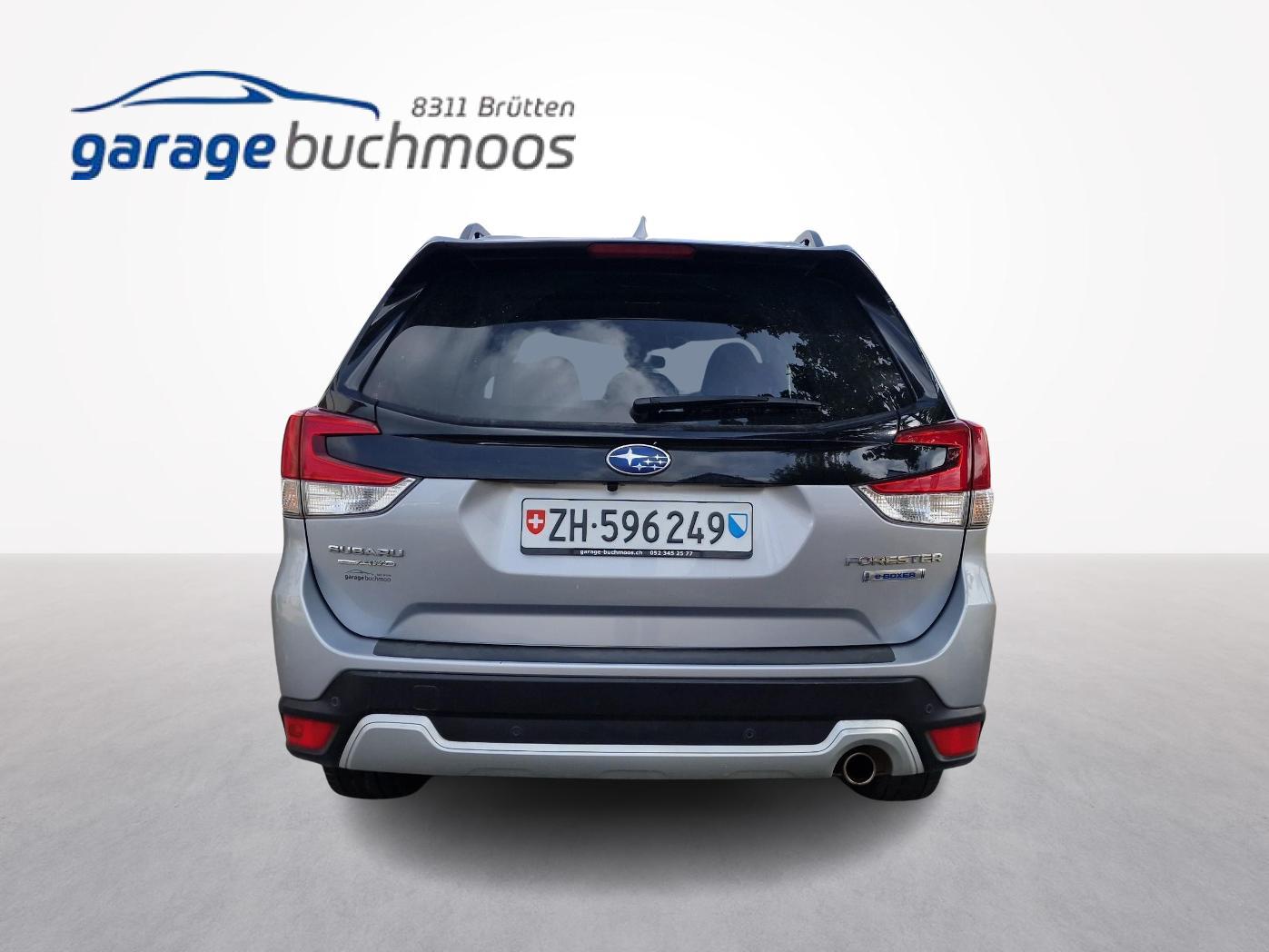 SUBARU Forester Station 2.0i e-Boxer Luxury-image-3