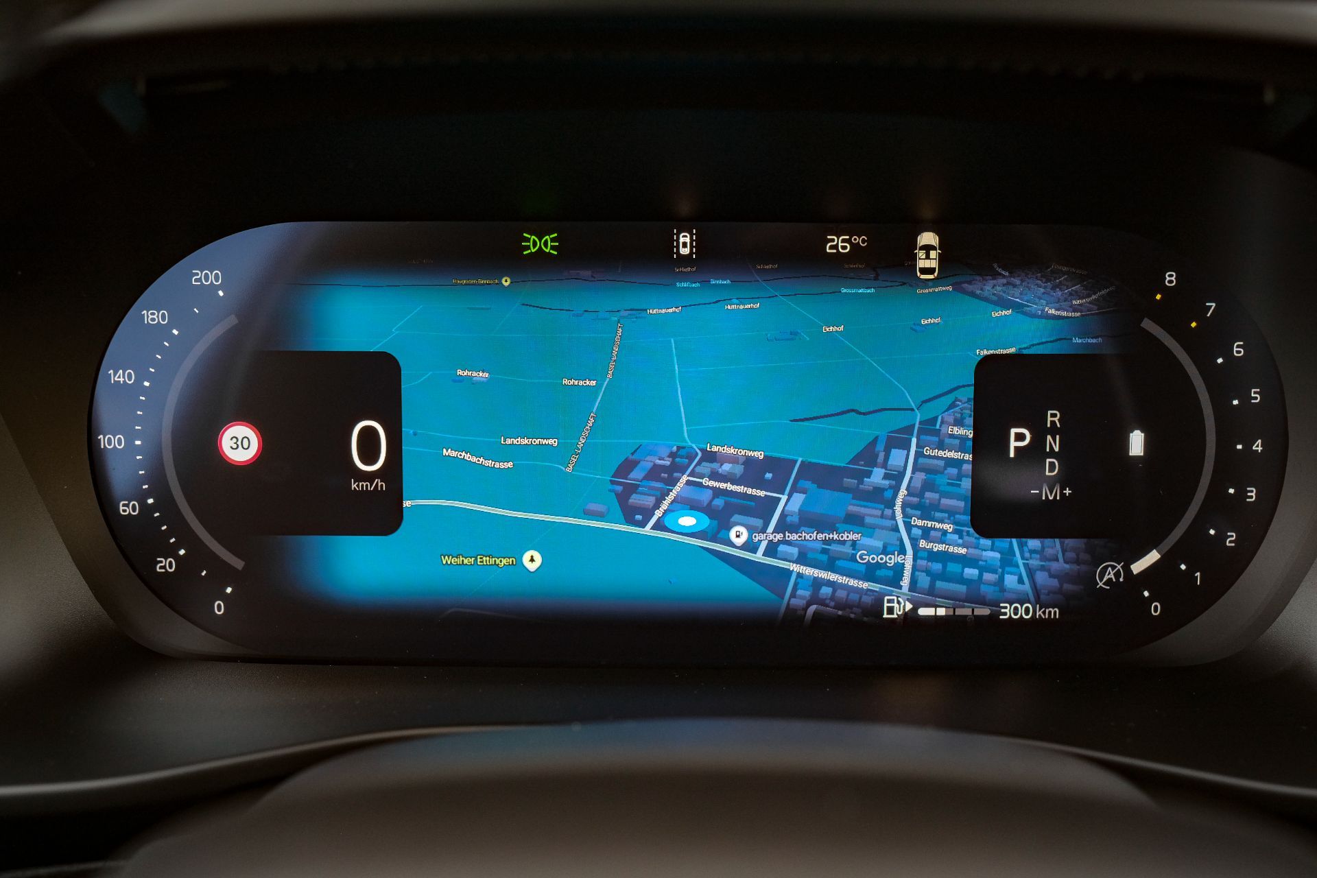 VOLVO XC40 B3 Benzin Mild Hybrid Plus Black Edition DCT-image-16