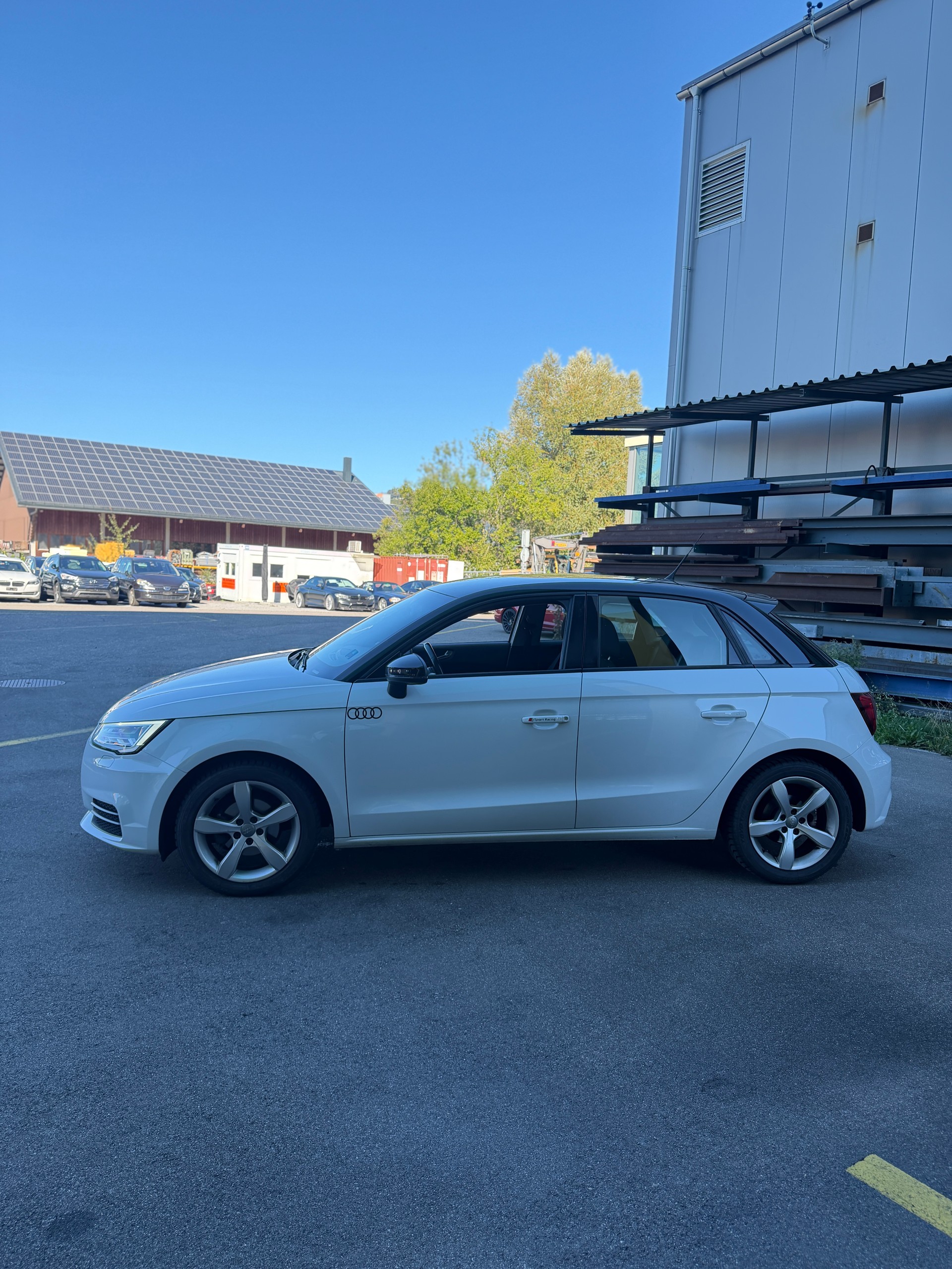 AUDI A1 Sportback 1.0 TFSI Sport-image-3