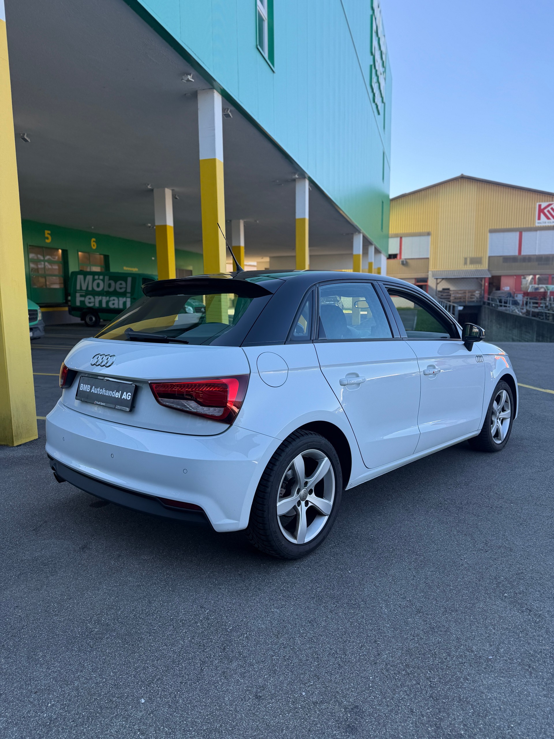 AUDI A1 Sportback 1.0 TFSI Sport-image-6