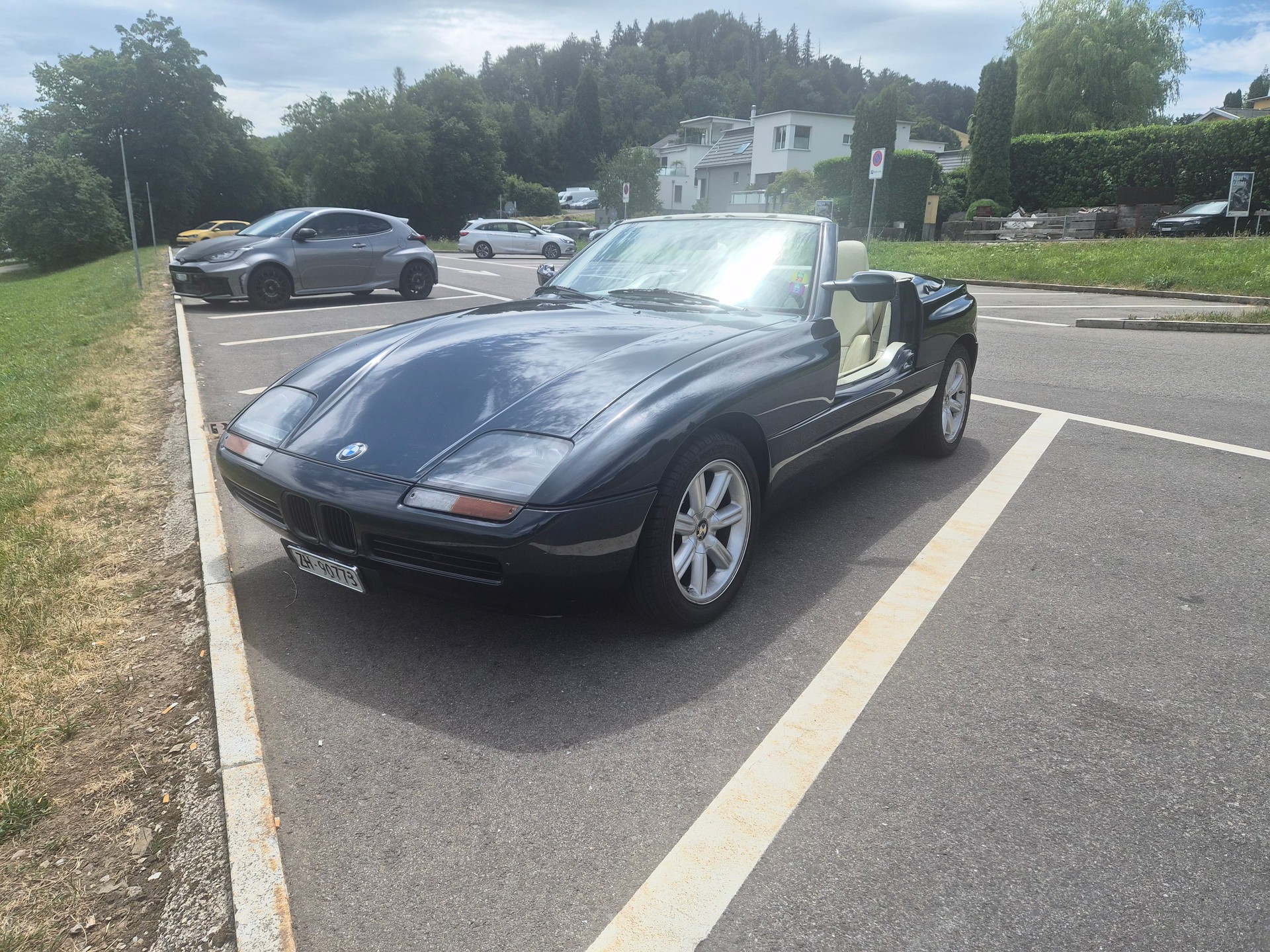 BMW Z1-image-1