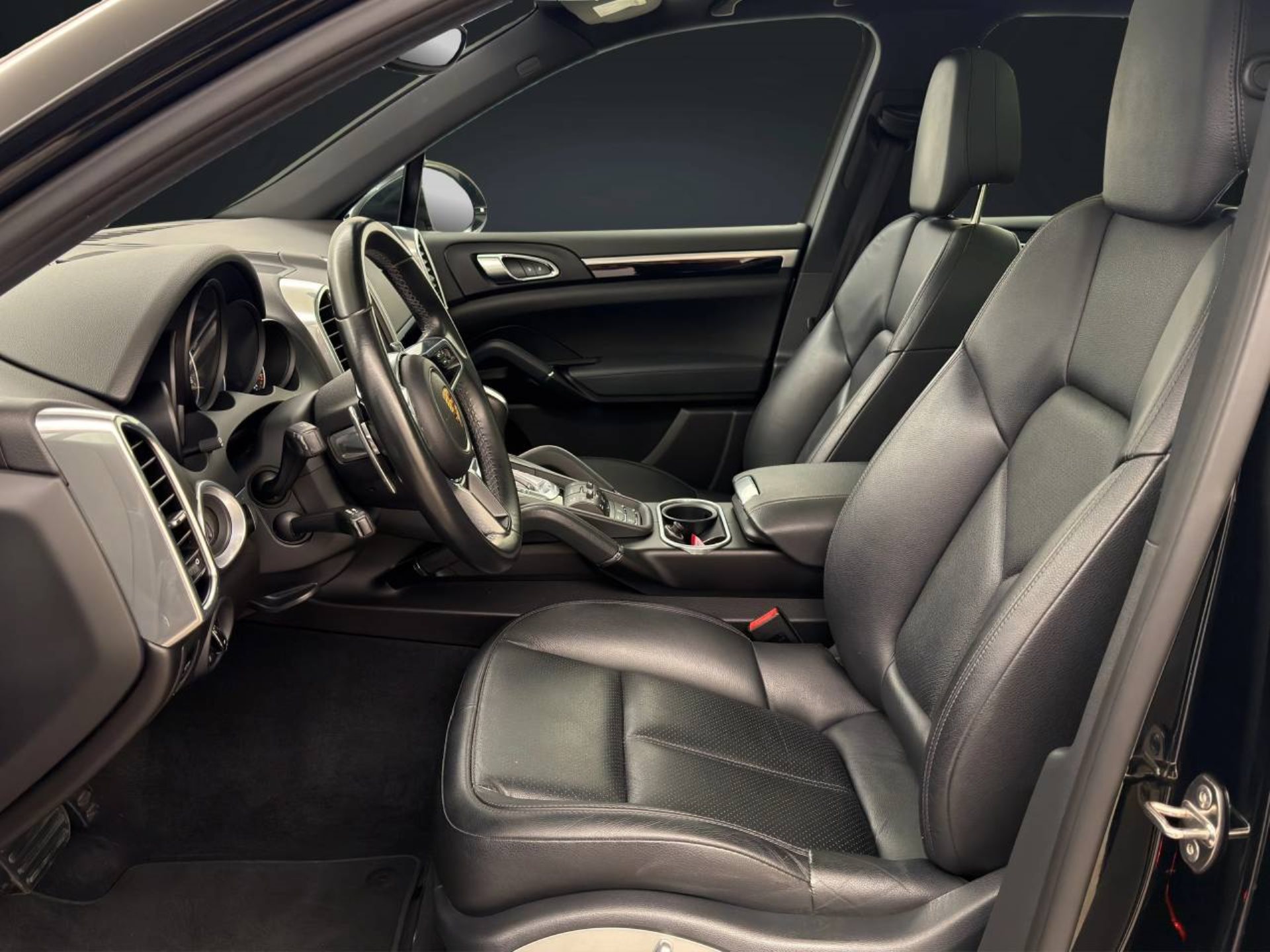 PORSCHE Cayenne Diesel-image-4