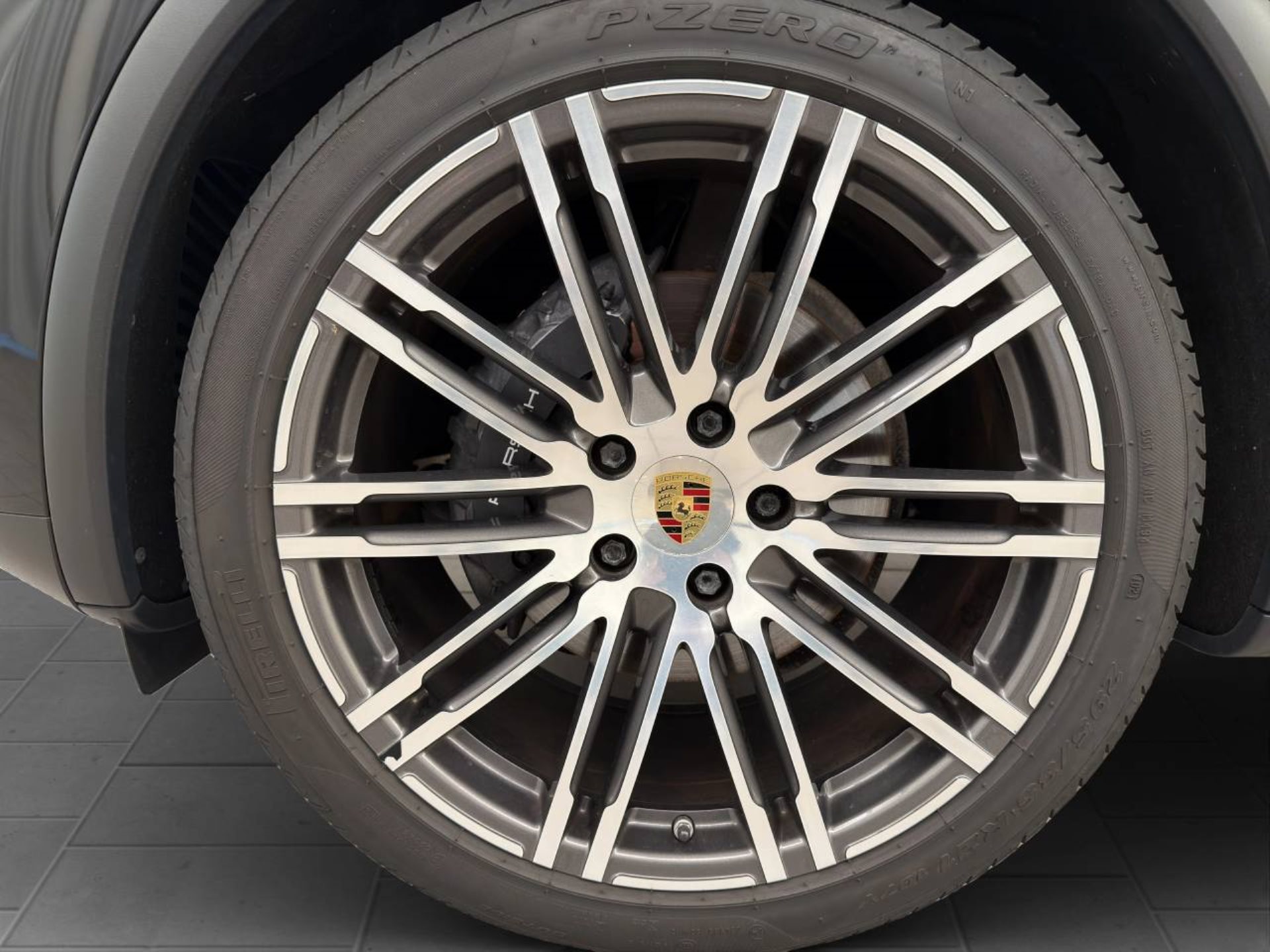PORSCHE Cayenne Diesel-image-11