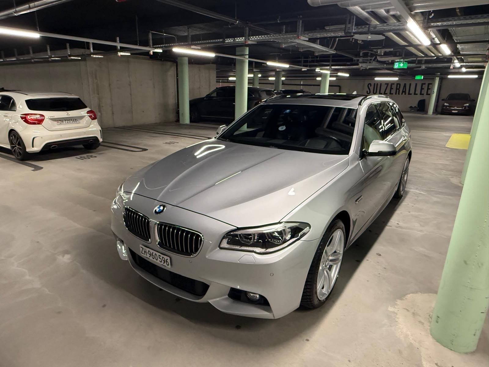 BMW 530d Touring xDrive Modern Line Steptronic-image-2