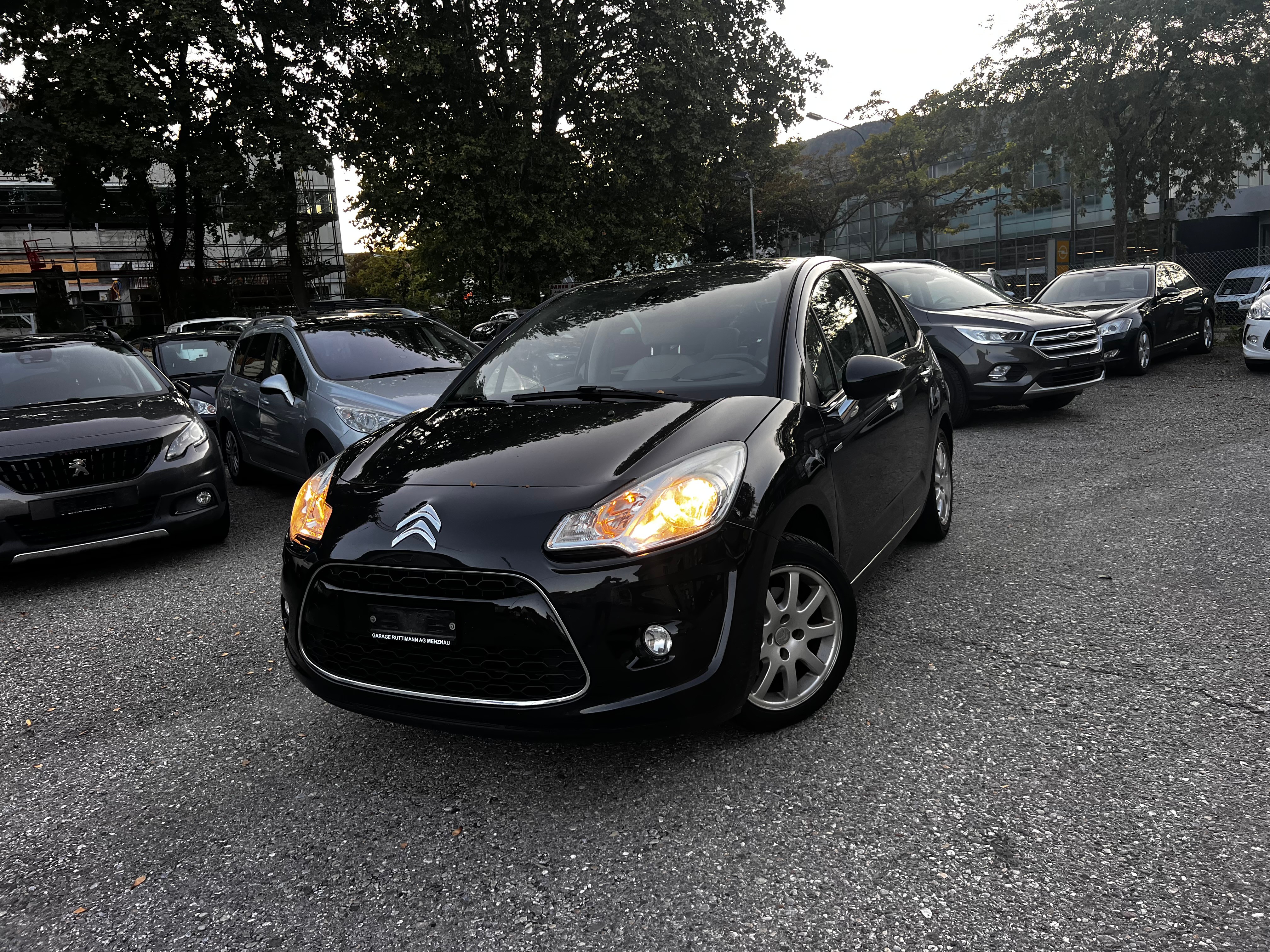 Car photo