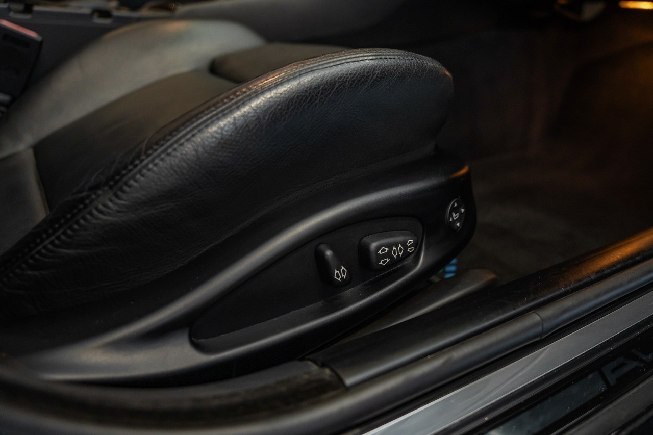 BMW-ALPINA B3 3.3 X Touring S.Tronic-image-26